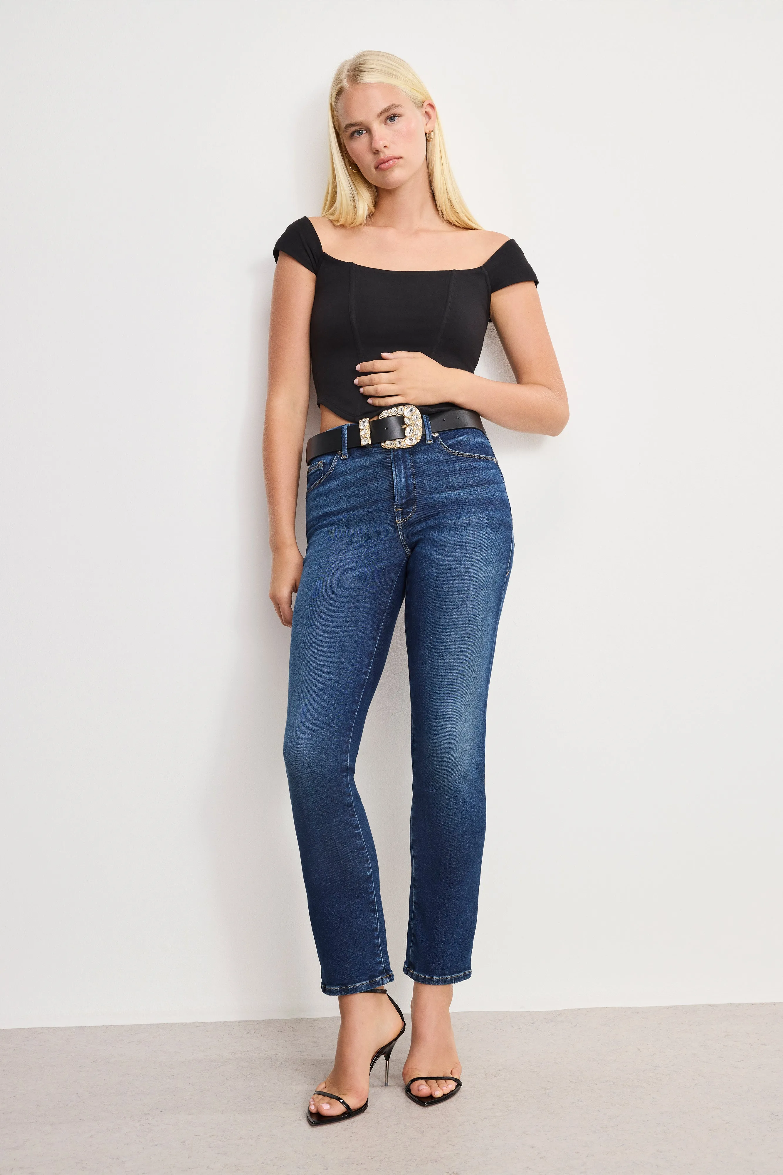 DOLLY CLASSIC CRYSTAL LEATHER BELT | BLACK001 sold by Good American product image thumbnail 3