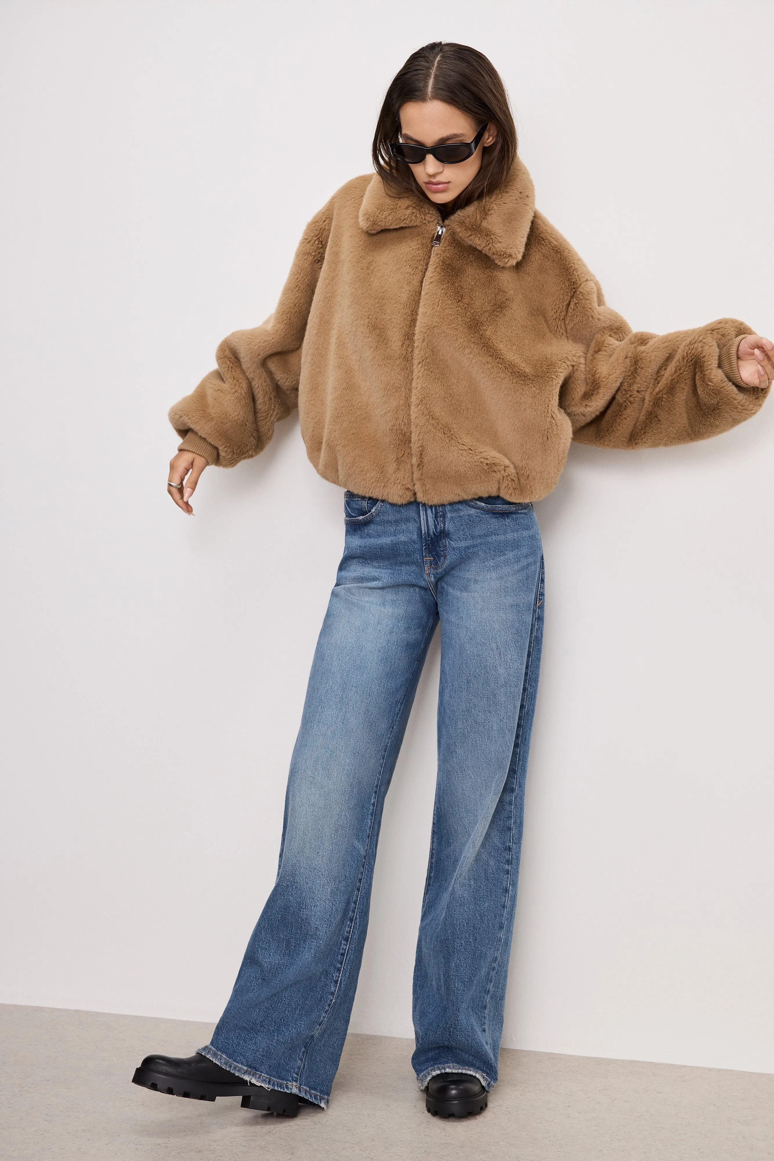 FAUX FUR COLLAR JACKET | WARM CARAMEL003 sold by Good American product image thumbnail 2