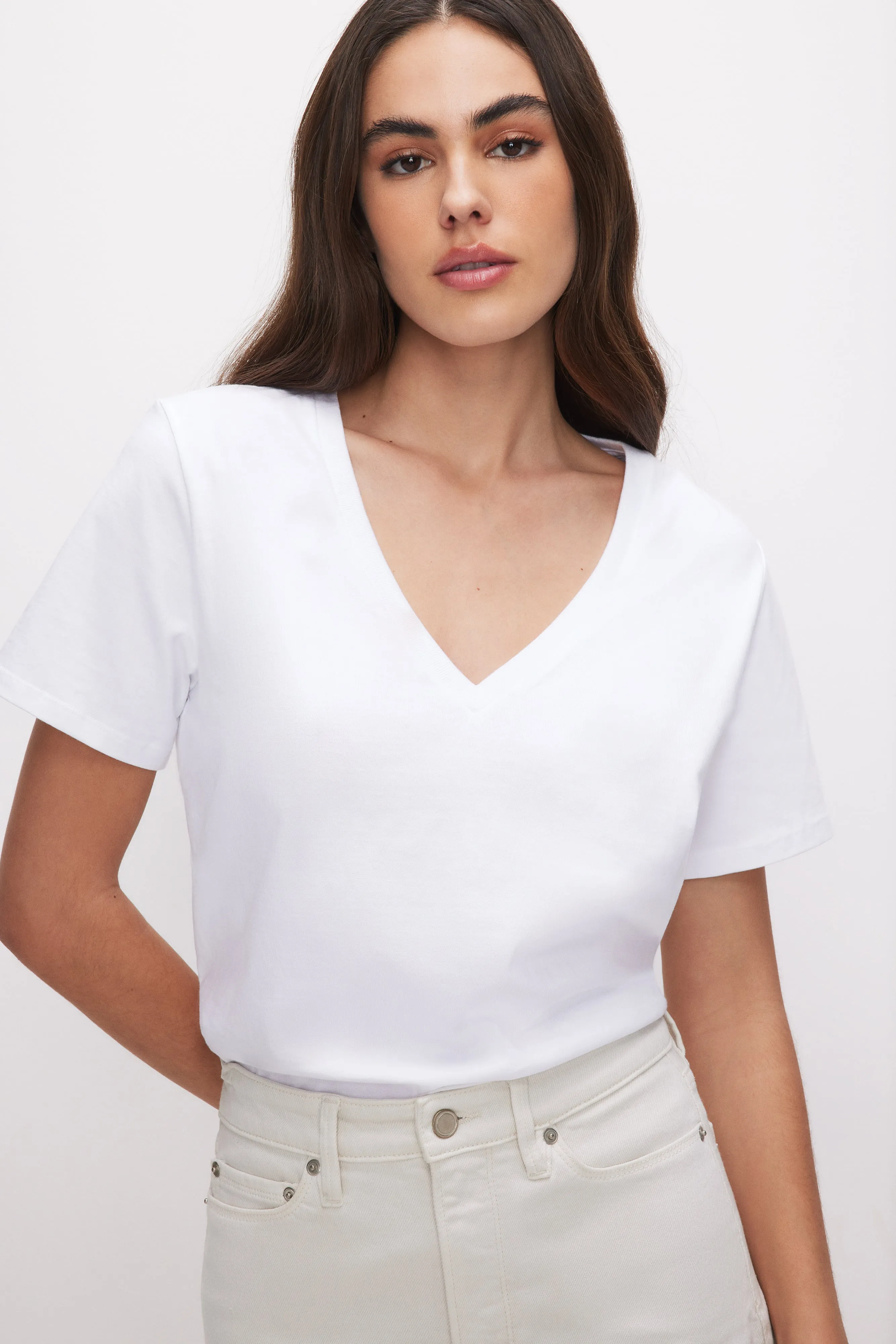 COTTON CLASSIC V-NECK TEE | WHITE001 sold by Good American