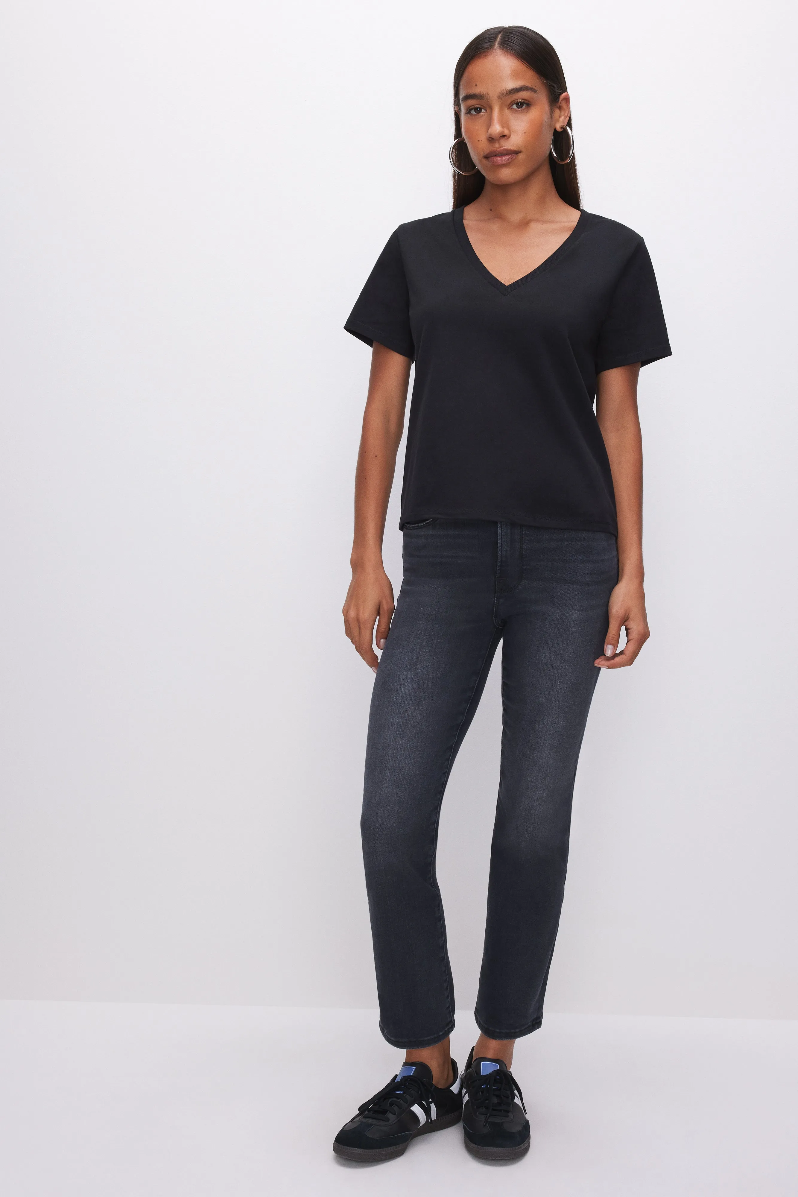 COTTON CLASSIC V-NECK TEE | BLACK001 sold by Good American product image thumbnail 3