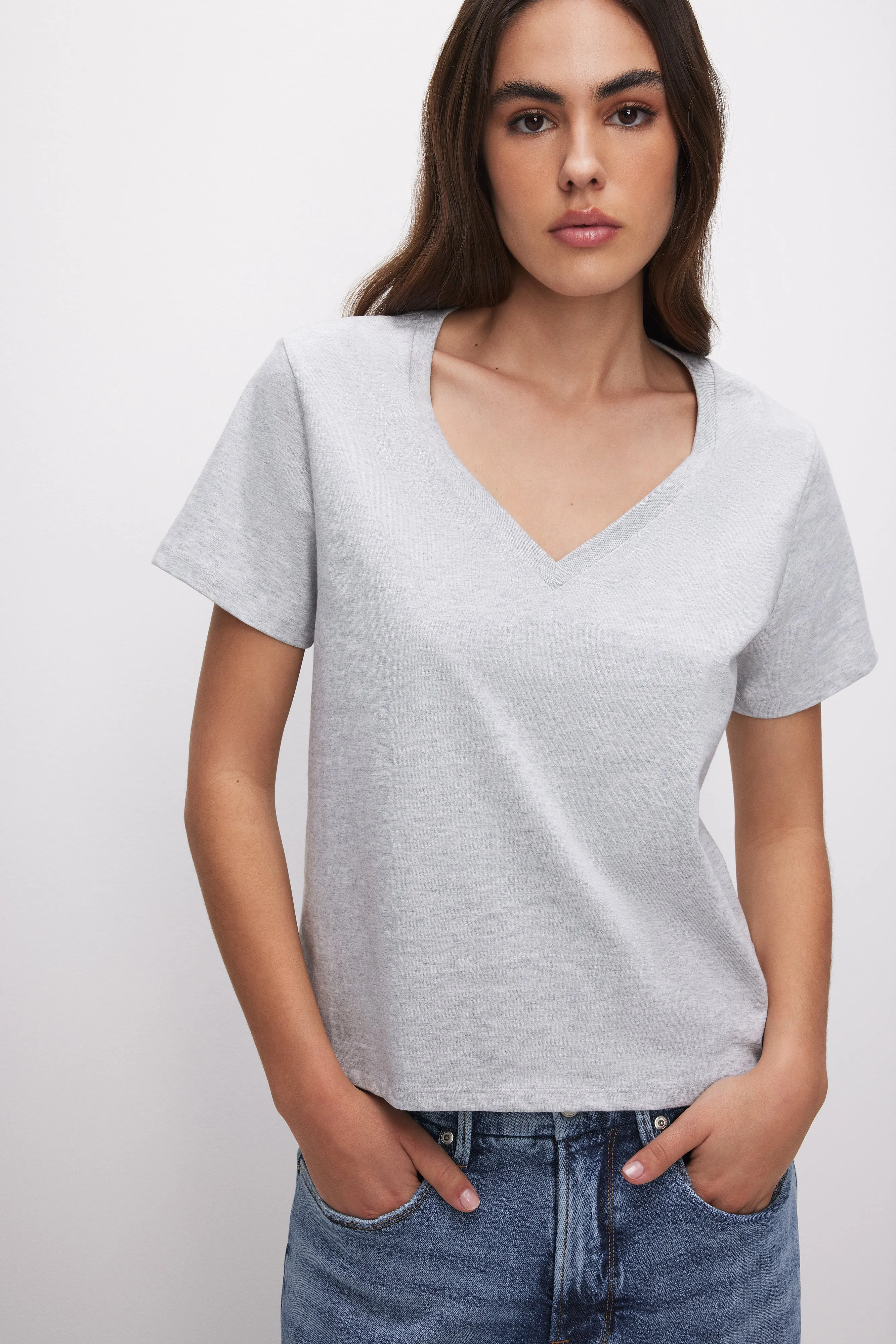 COTTON CLASSIC V-NECK TEE | HEATHER GREY001 sold by Good American