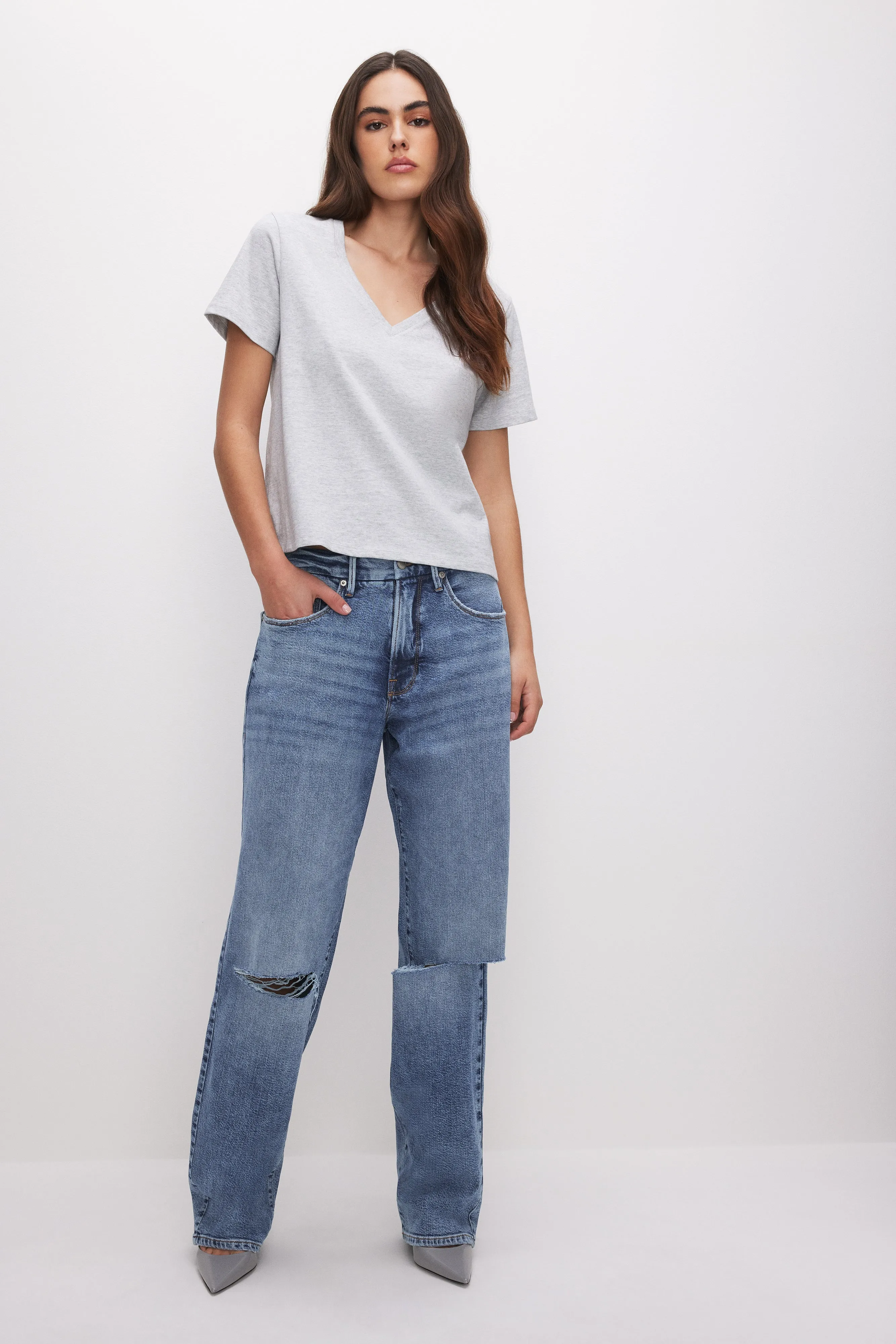 COTTON CLASSIC V-NECK TEE | HEATHER GREY001 sold by Good American product image thumbnail 3