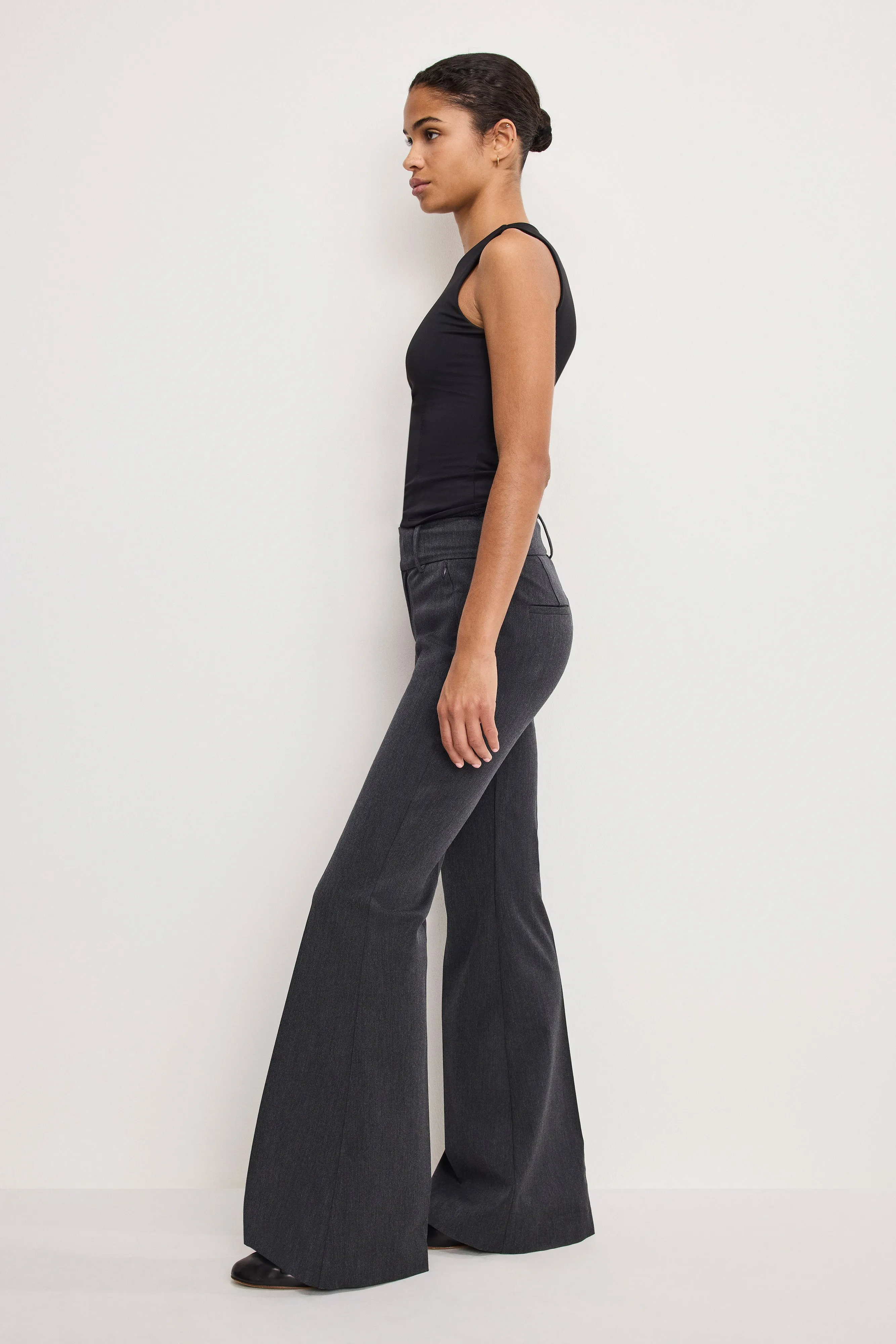 ESSENTIAL SUITING FLARE TROUSERS | DARK HEATHER GRAY sold by Good American product image thumbnail 2