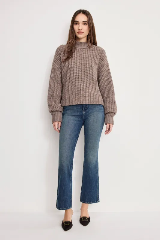 GOOD STANDARD KICK FLARE JEANS | INDIGO1147 made by Good American