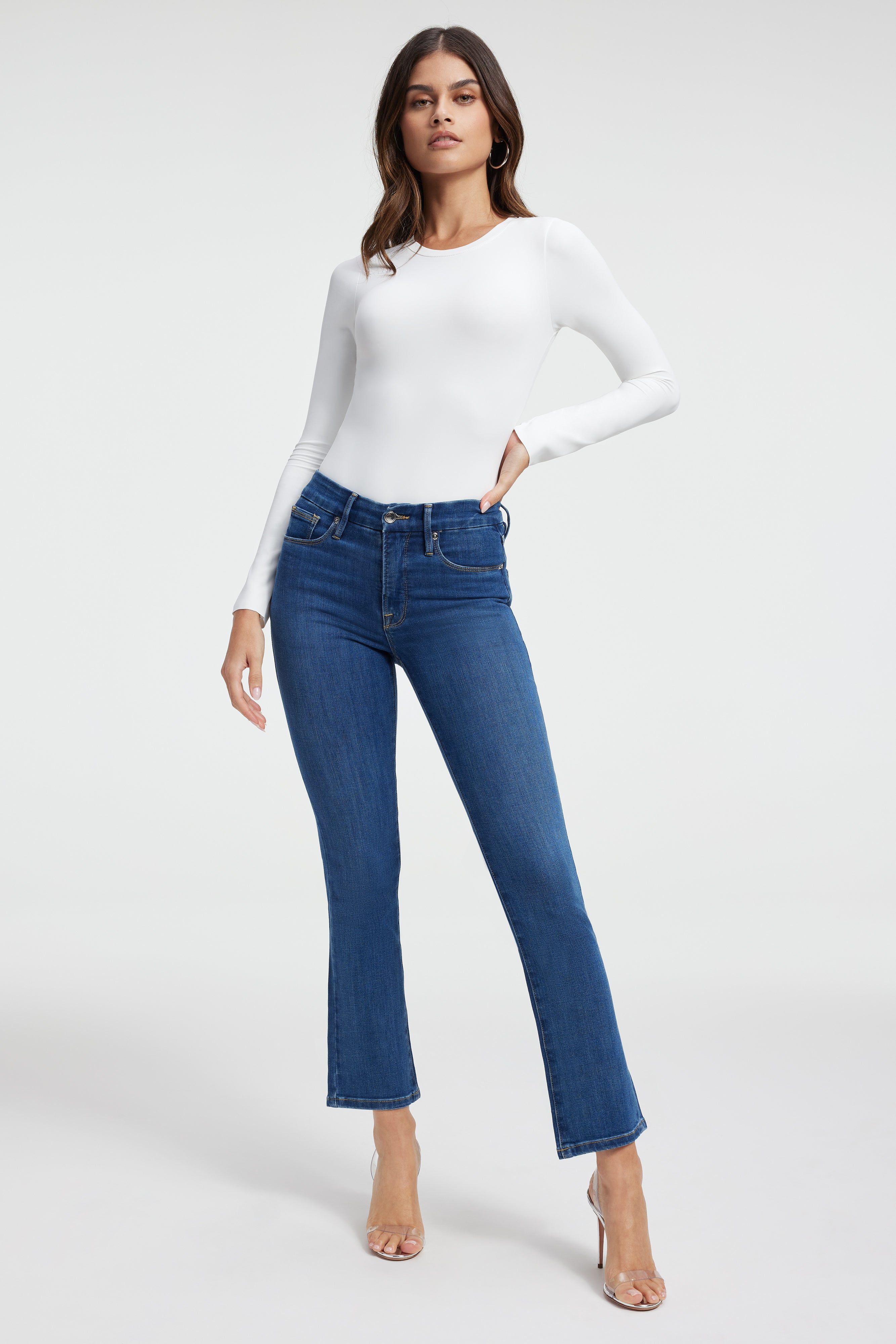 GOOD LEGS STRAIGHT JEANS| BLUE007 sold by Good American product image thumbnail 2