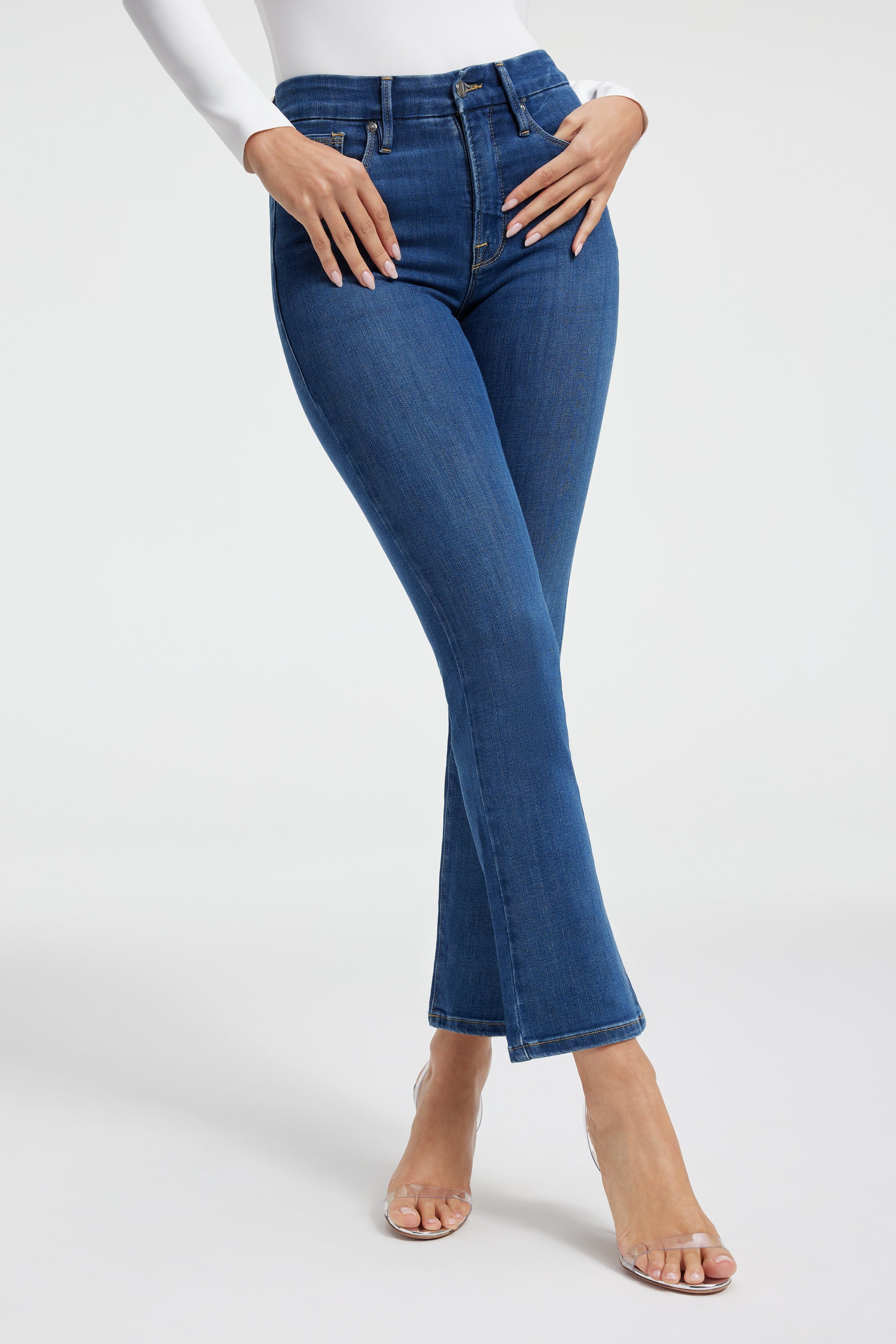 GOOD LEGS STRAIGHT JEANS| BLUE007 sold by Good American