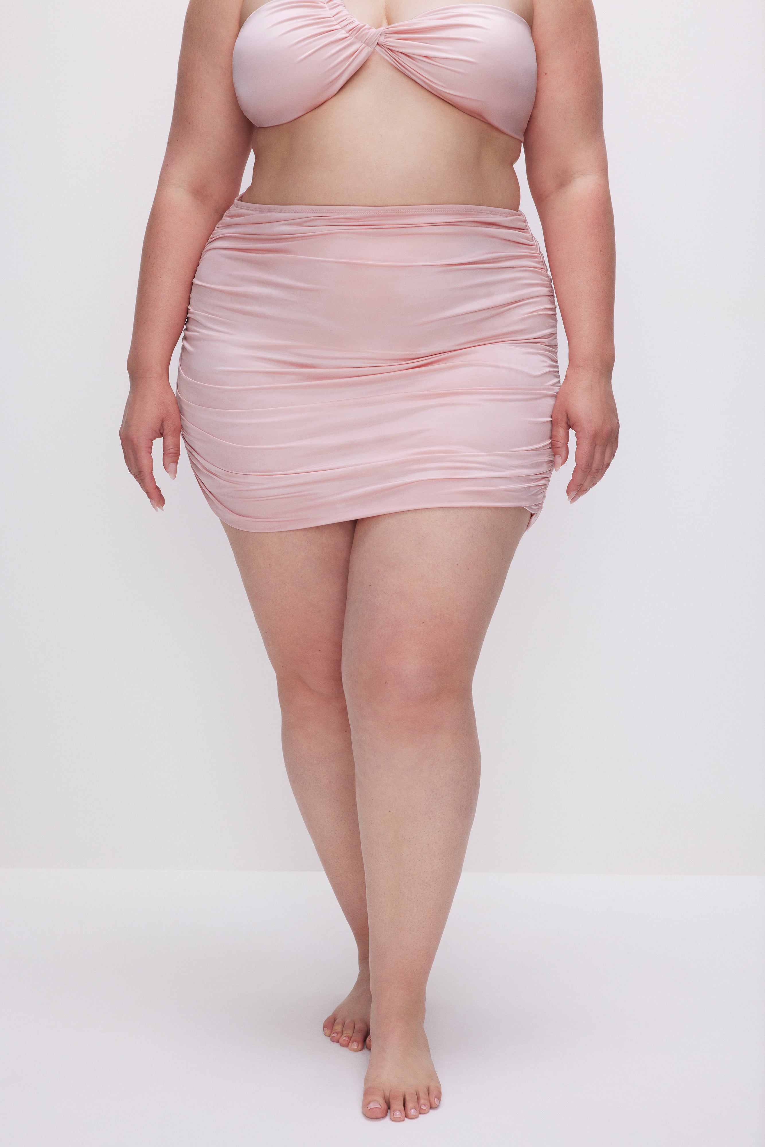 SATIN RUCHED MINI SKIRT | BUBBLE PINK003 sold by Good American product image thumbnail 7