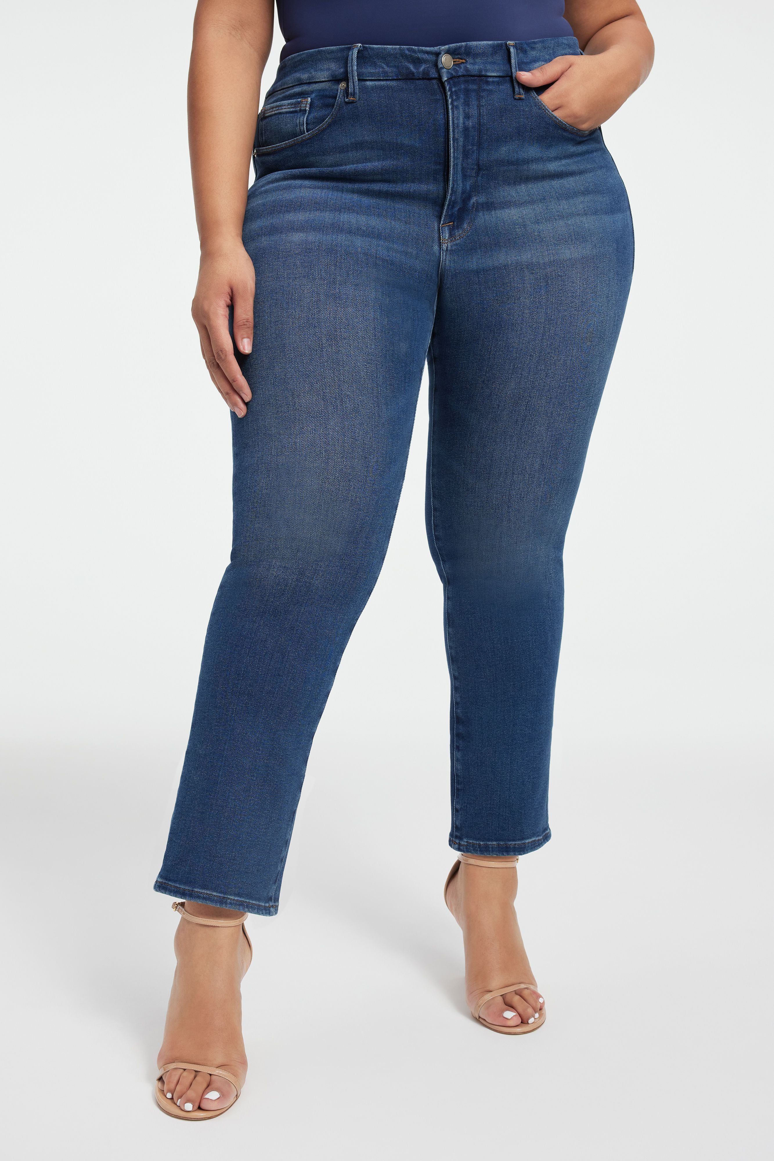 GOOD LEGS STRAIGHT JEANS| INDIGO332 sold by Good American product image thumbnail 8