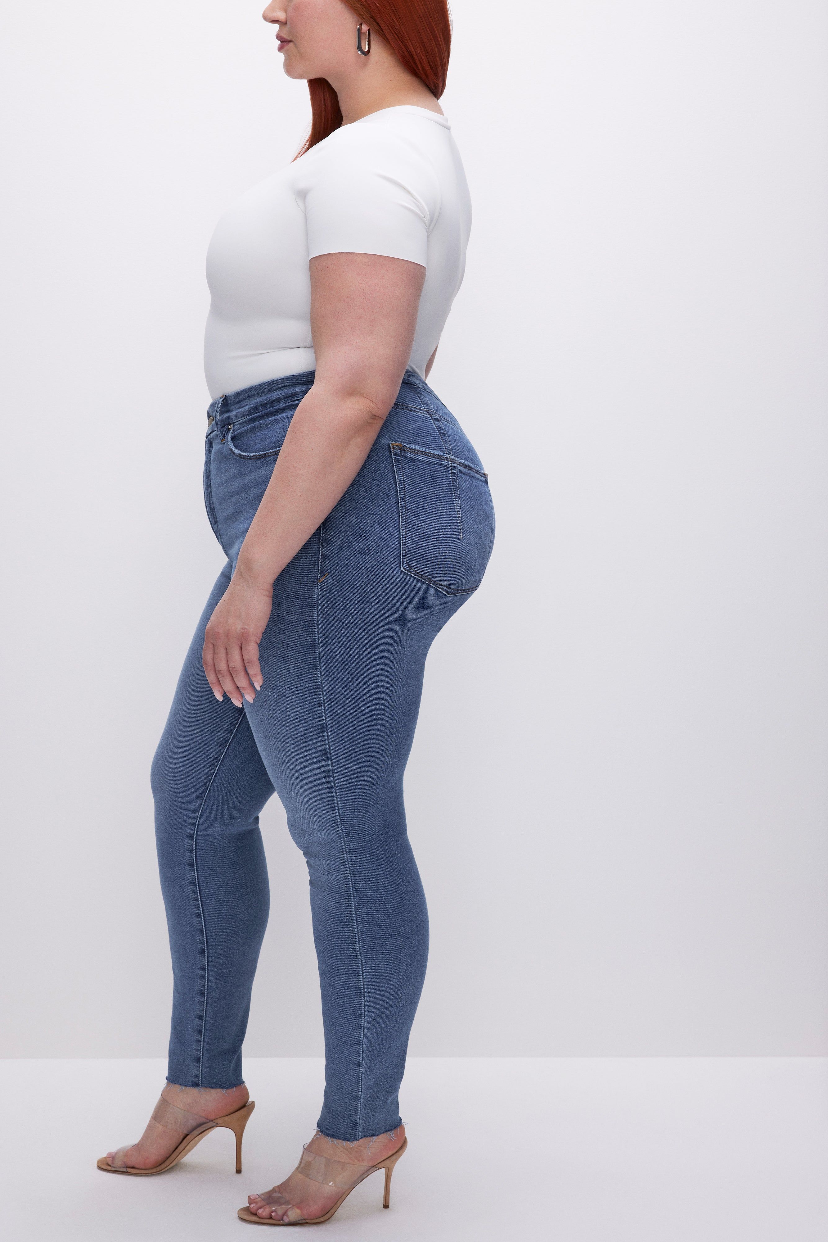 GOOD LEGS SKINNY JEANS | INDIGO451 sold by Good American product image thumbnail 4