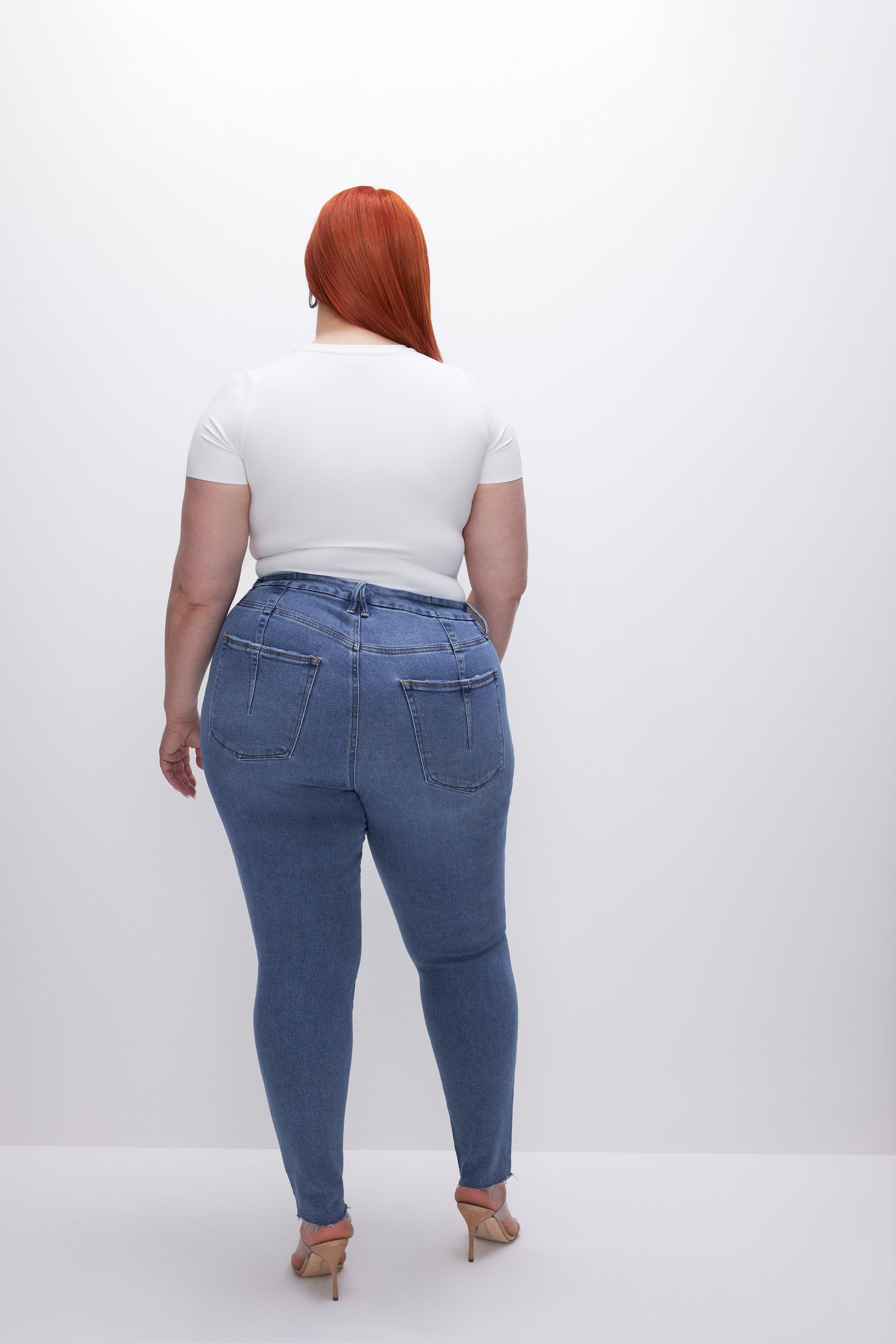 GOOD LEGS SKINNY JEANS | INDIGO451 sold by Good American product image thumbnail 5