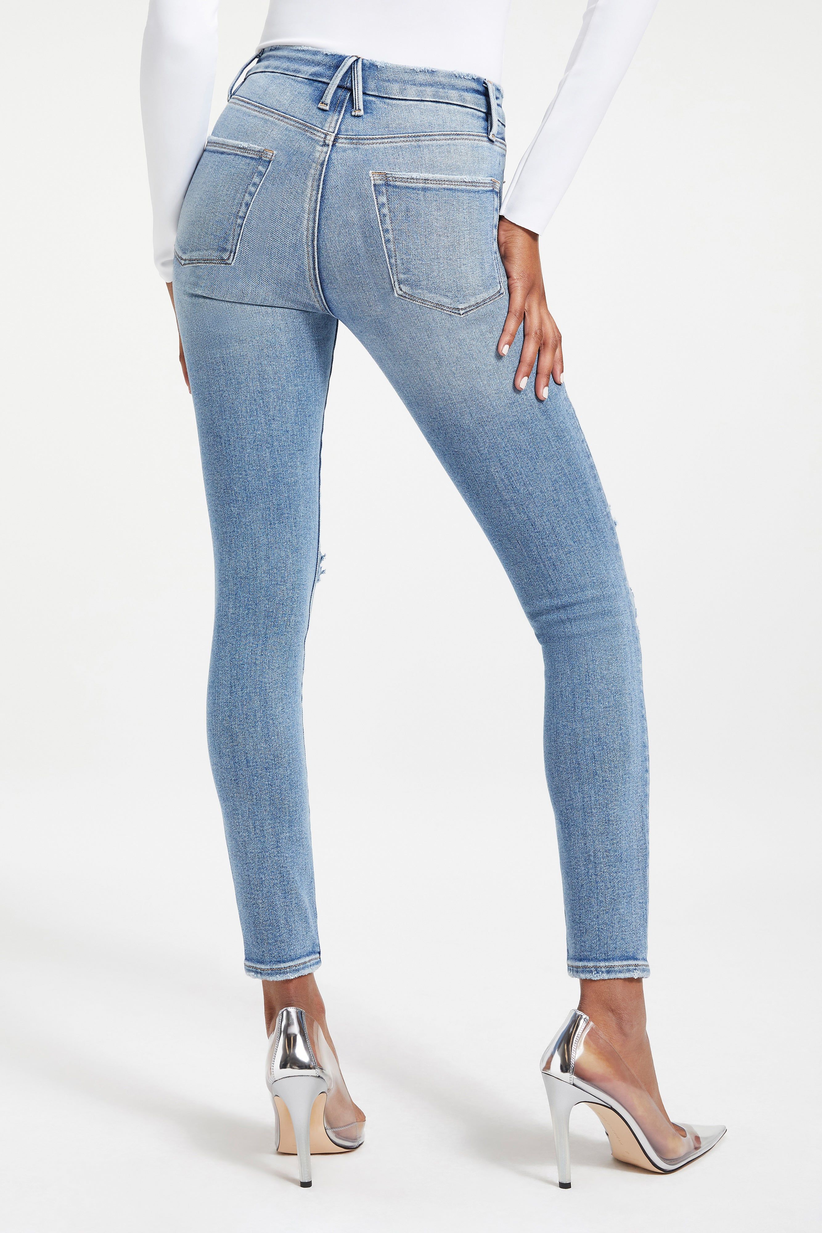 GOOD LEGS SKINNY JEANS | INDIGO094 sold by Good American product image thumbnail 2