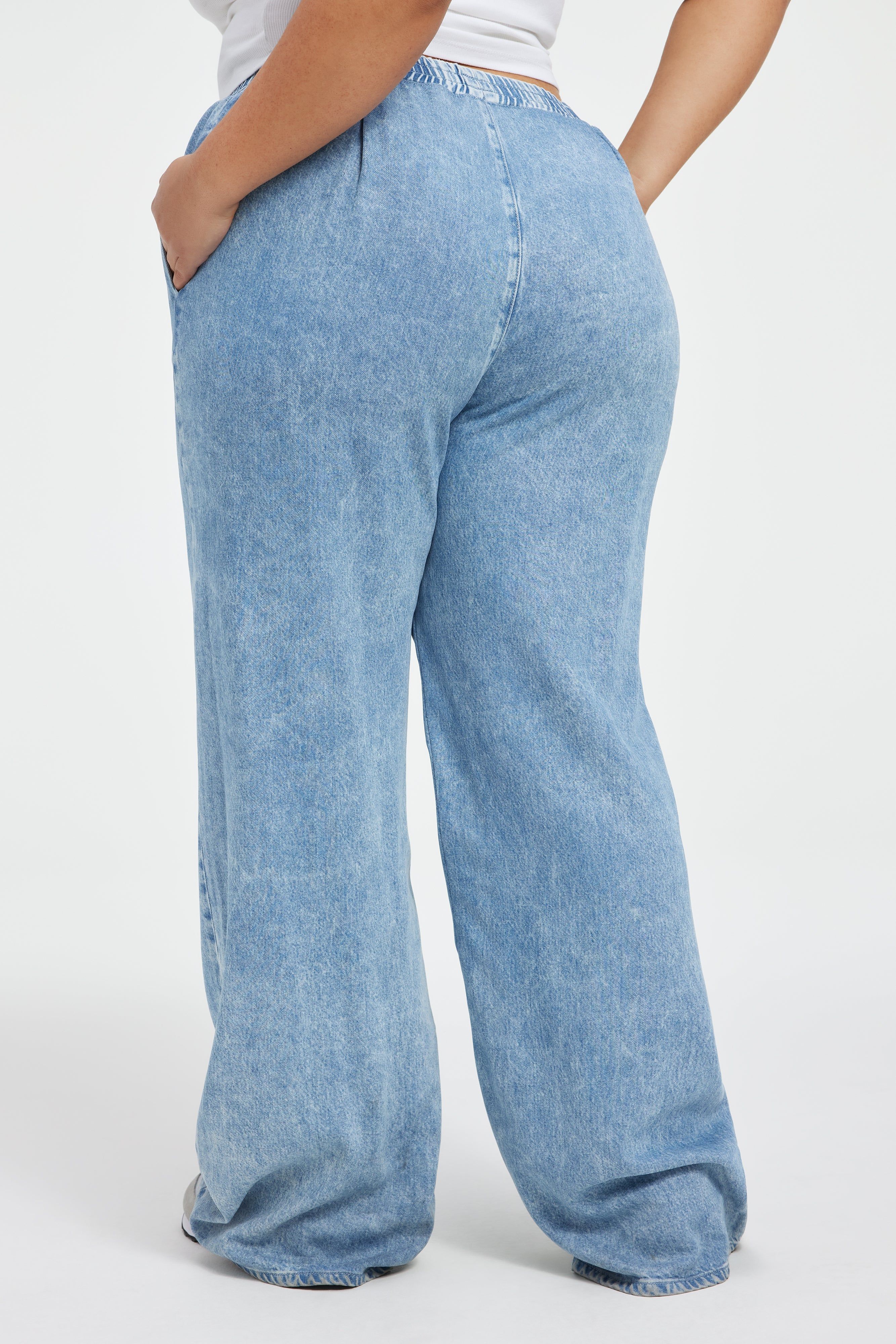 WEIGHTLESS TRACK PANTS | INDIGO396 sold by Good American product image thumbnail 11