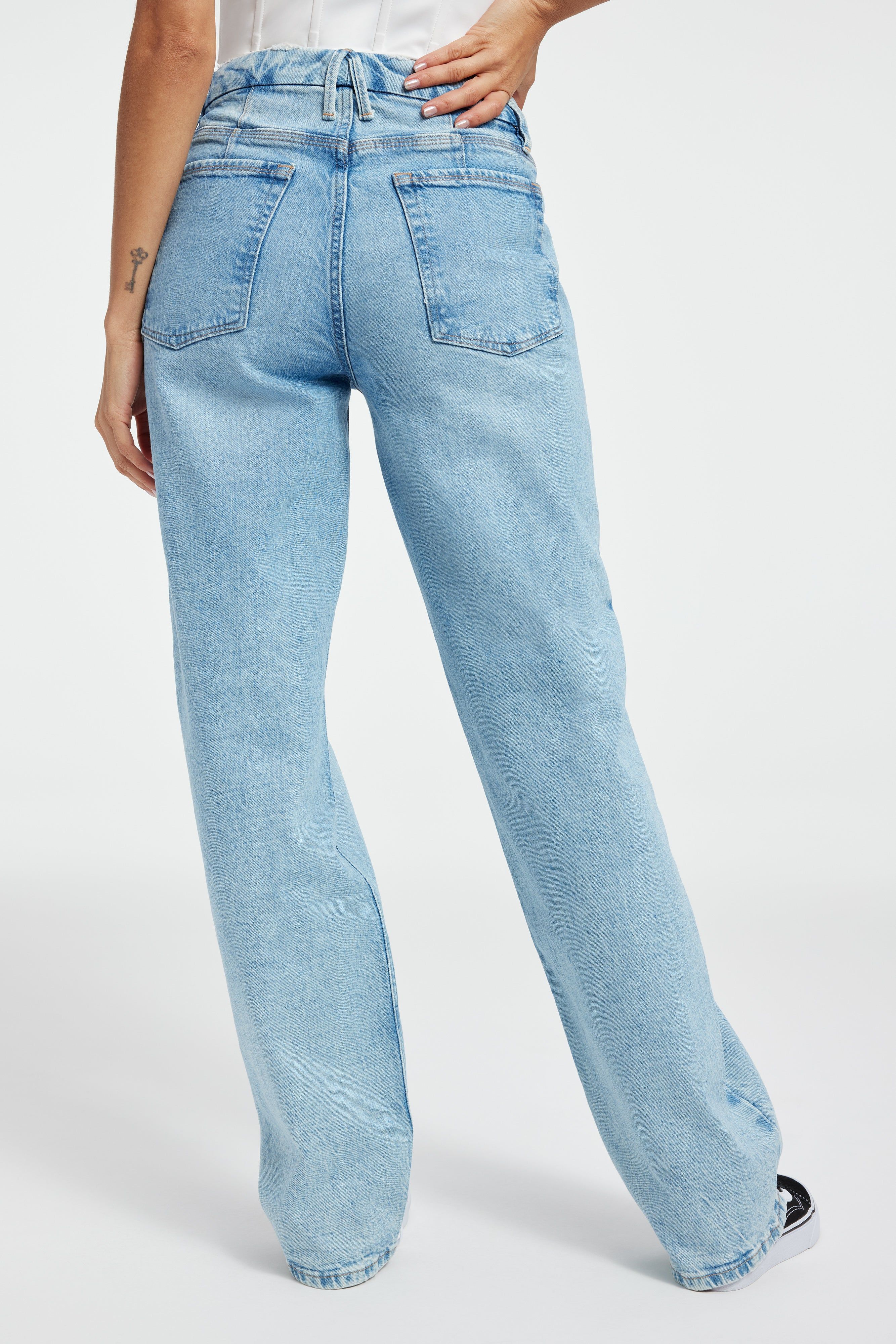 GOOD '90s JEANS | INDIGO349 sold by Good American product image thumbnail 4