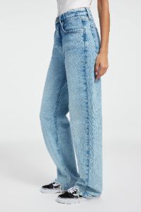 GOOD '90s  JEANS | INDIGO349 sold by Good American