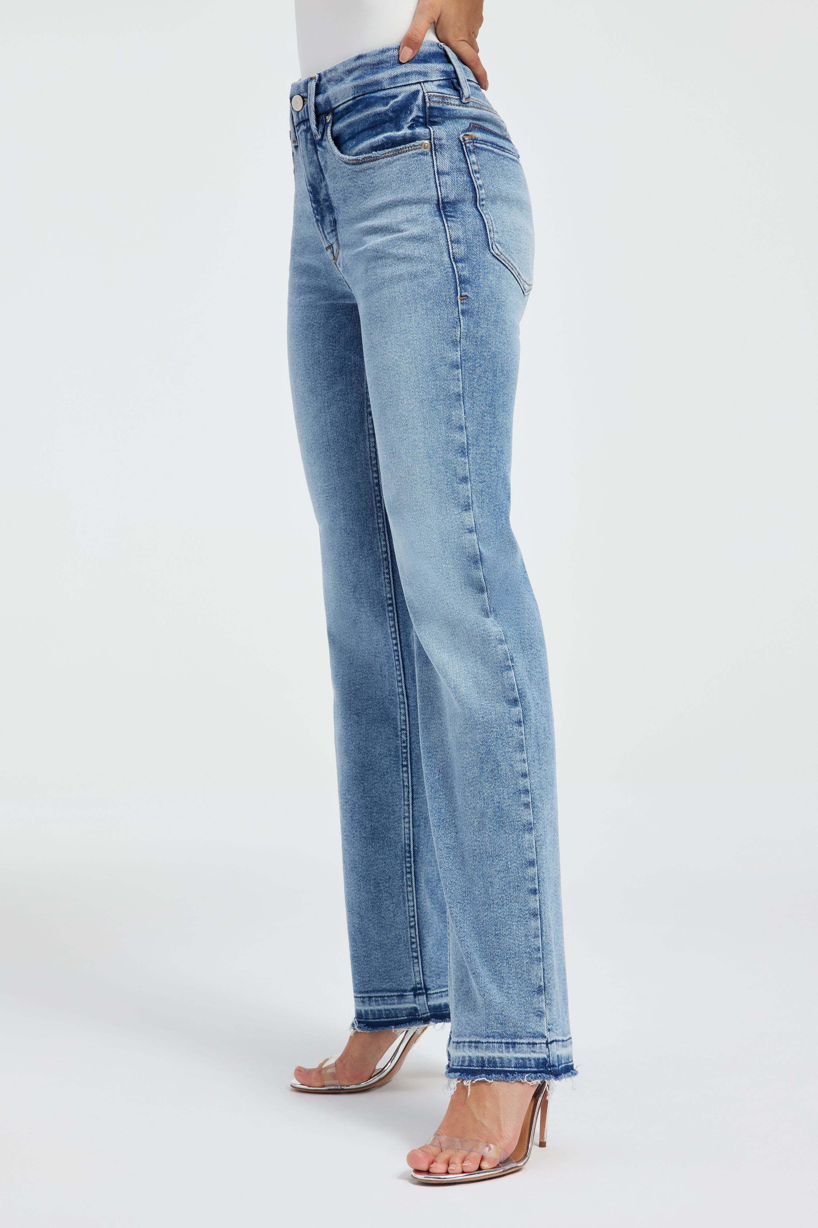 GOOD ICON JEANS | INDIGO481 sold by Good American product image thumbnail 3