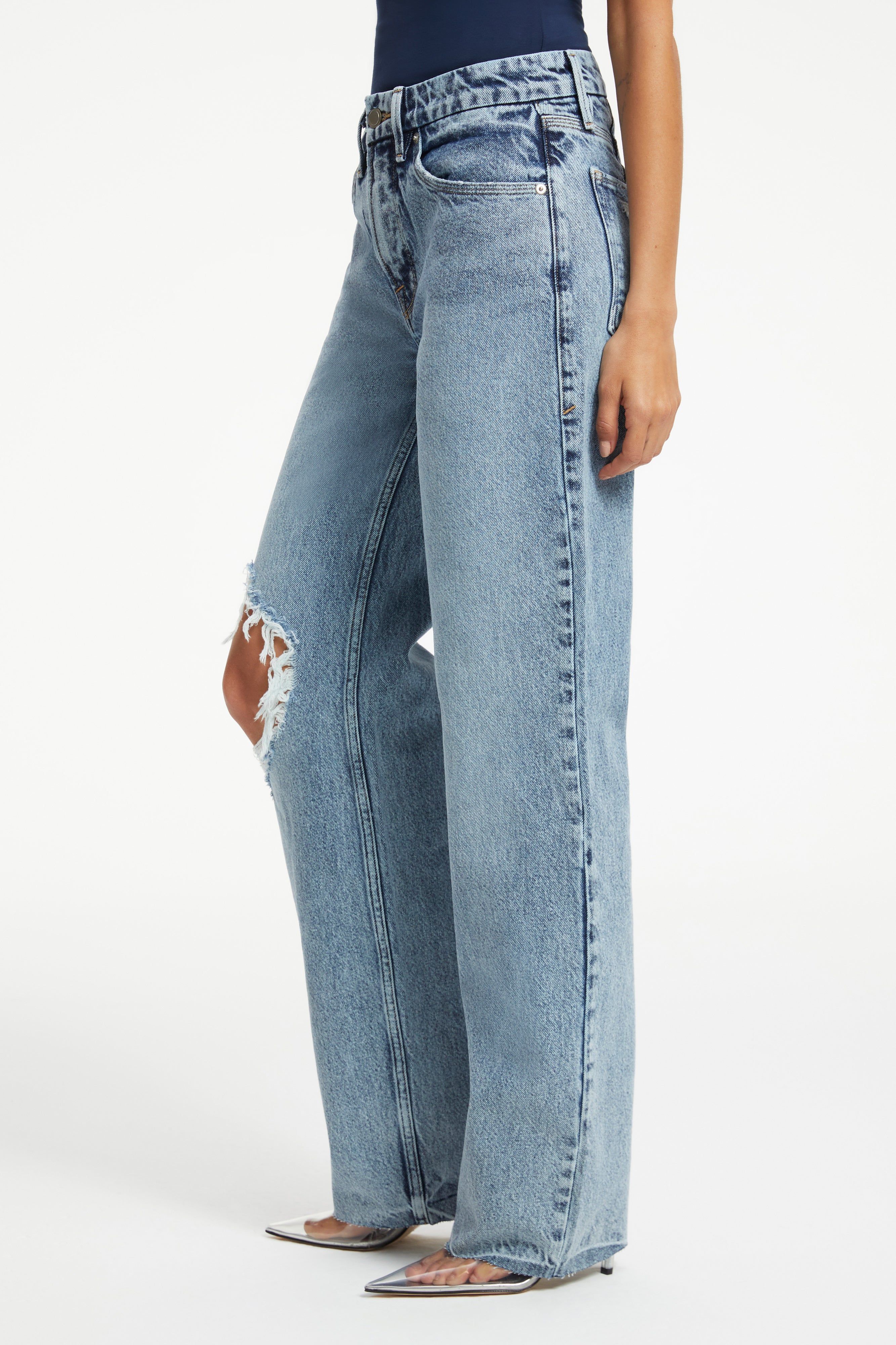 GOOD '90s JEANS | INDIGO245 sold by Good American product image thumbnail 9