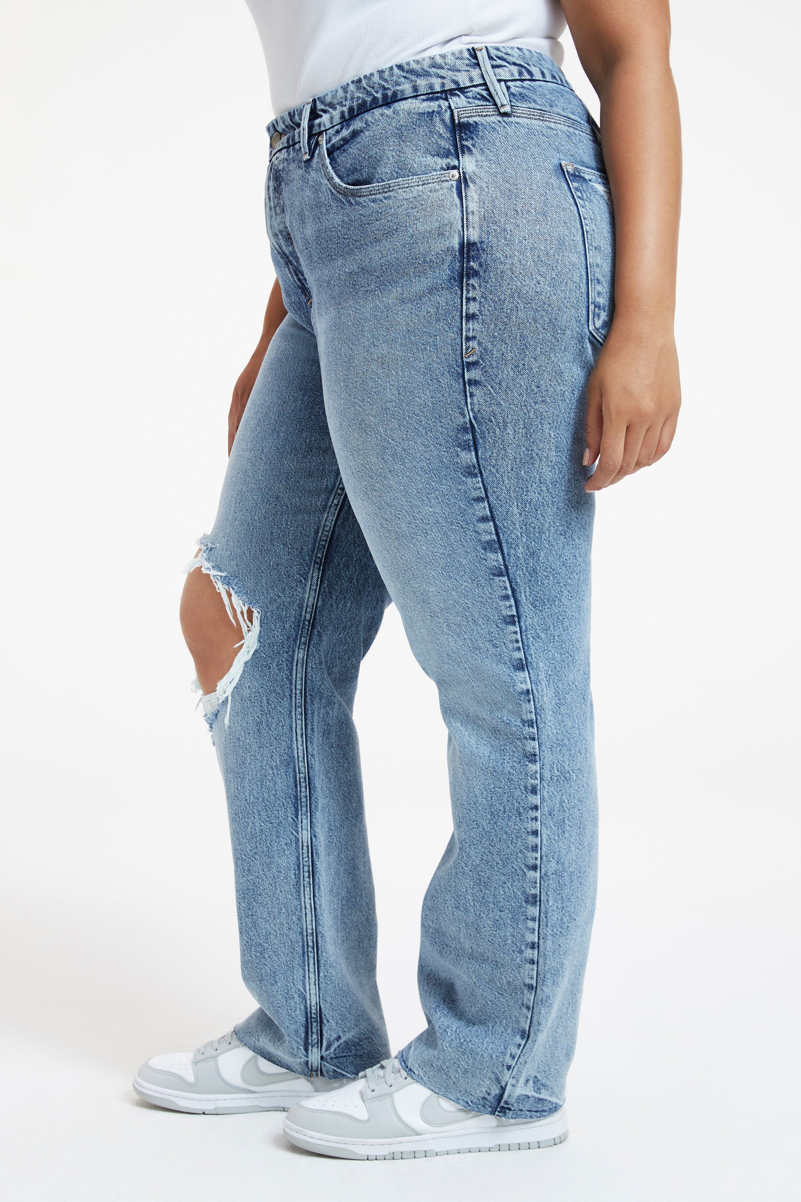 GOOD '90s JEANS | INDIGO245 sold by Good American product image thumbnail 4