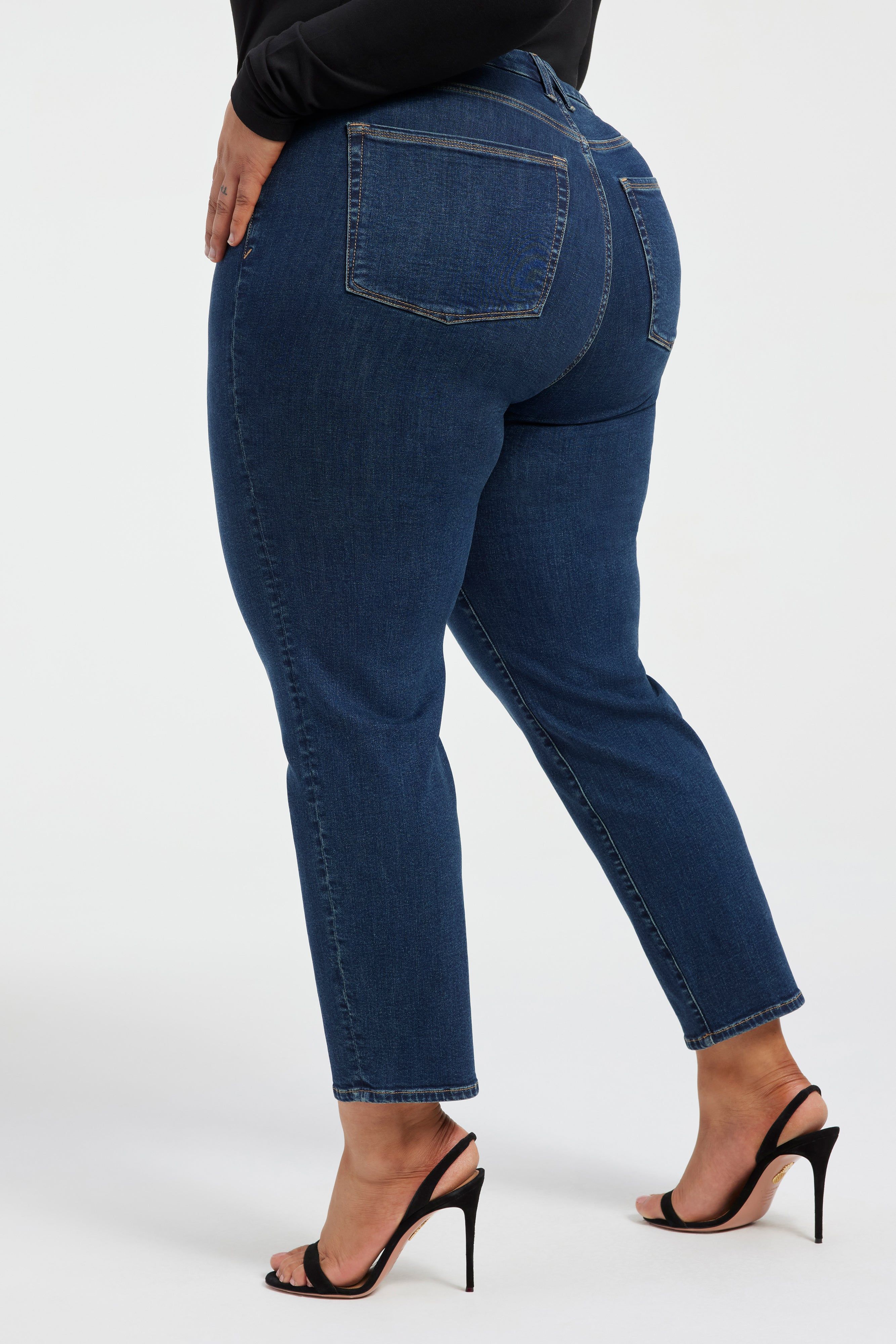 GOOD CLASSIC JEANS | BLUE609 sold by Good American product image thumbnail 8