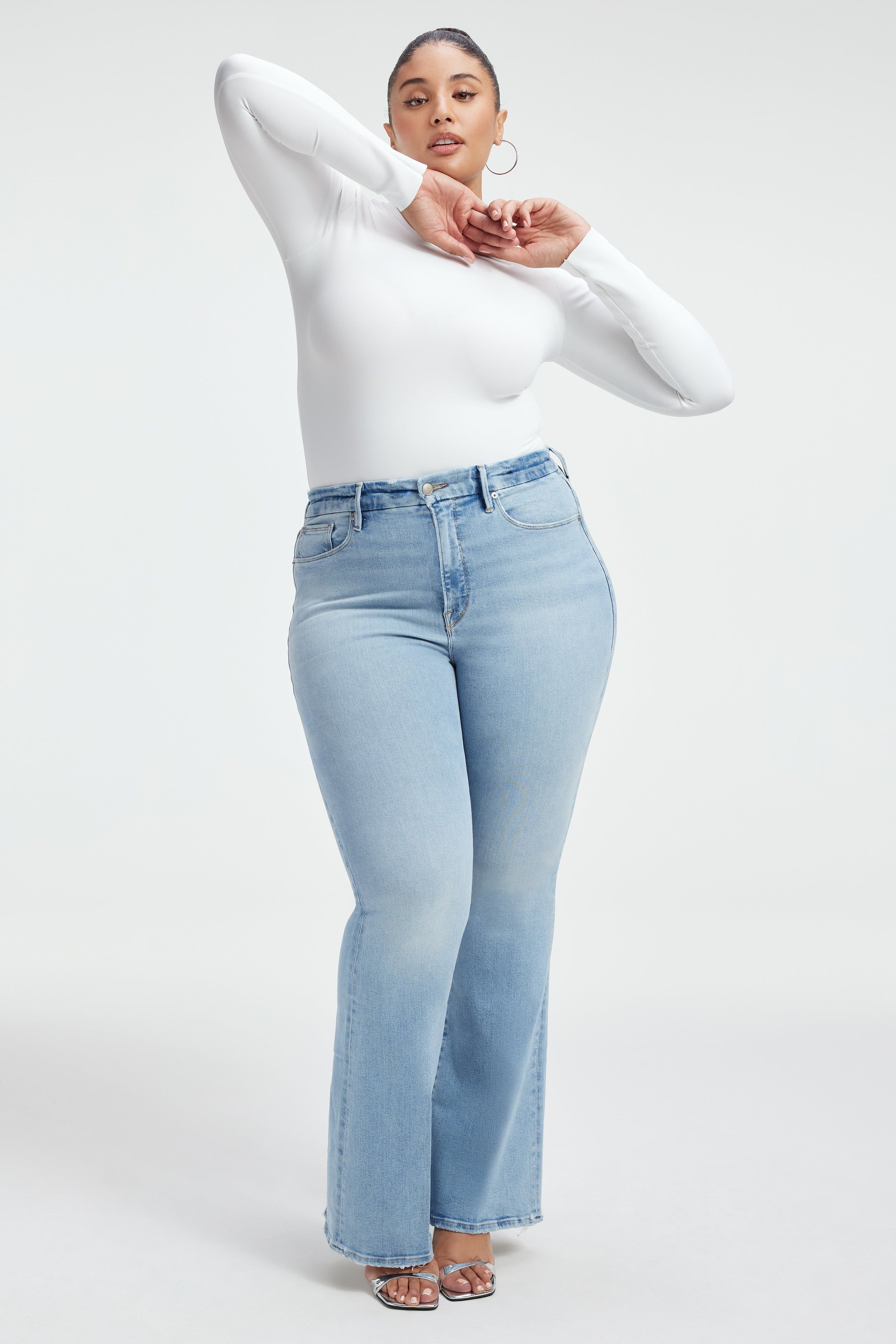 GOOD LEGS FLARE JEANS | INDIGO390 sold by Good American product image thumbnail 7