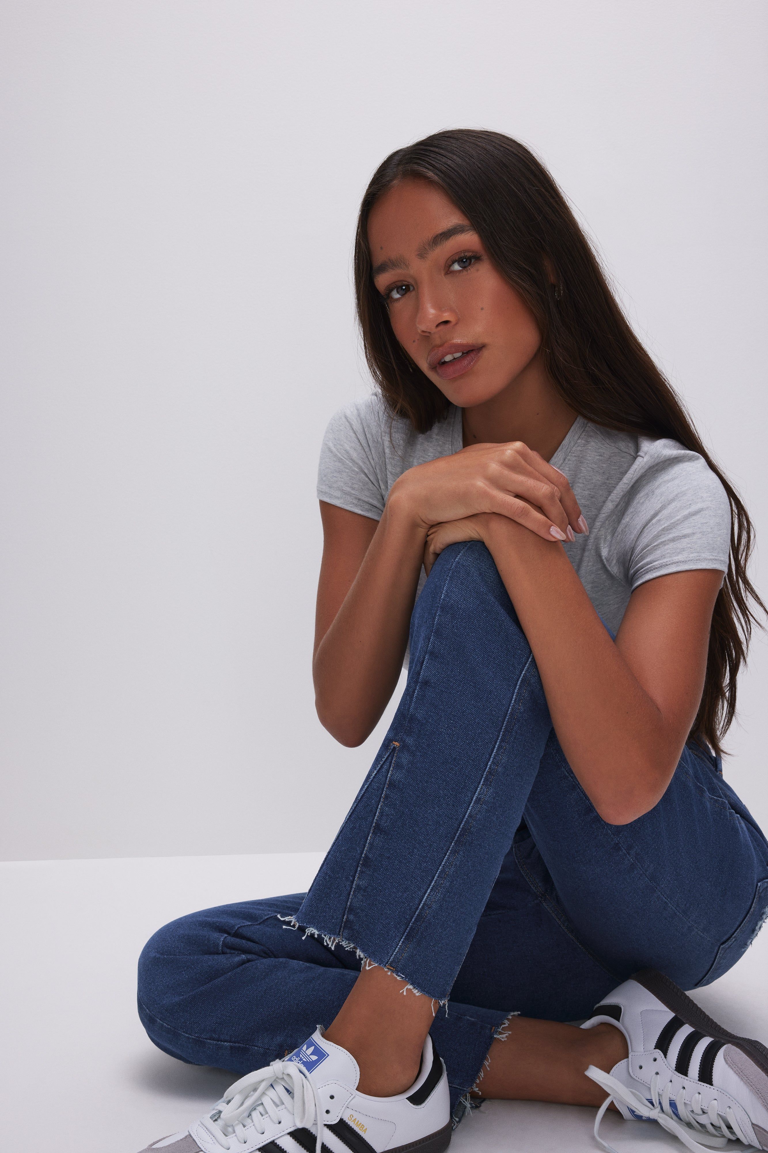 GOOD CURVE STRAIGHT JEANS | INDIGO461 sold by Good American