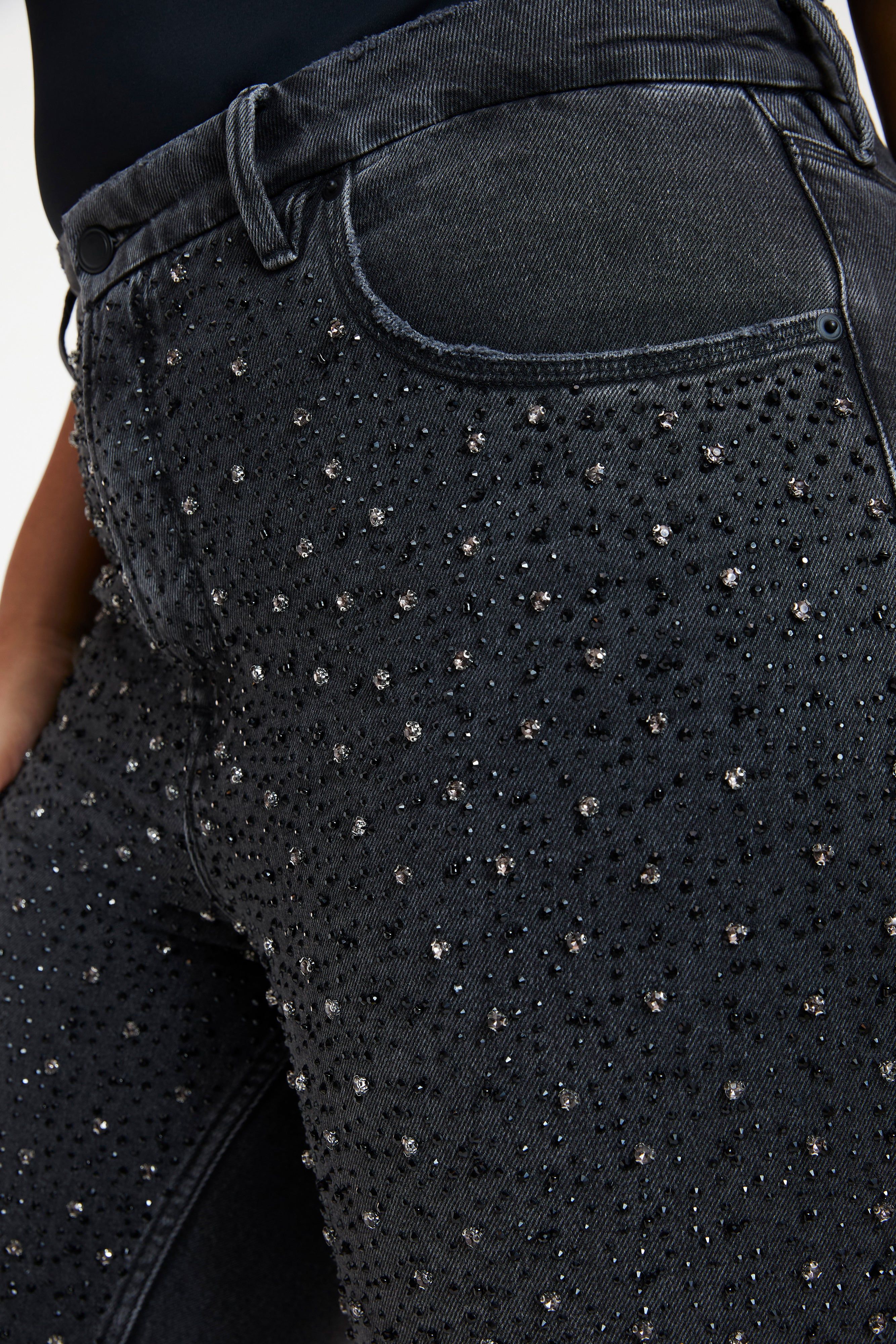 GOOD ICON DIAMOND DUSTED JEANS | BLACK251 sold by Good American product image thumbnail 6