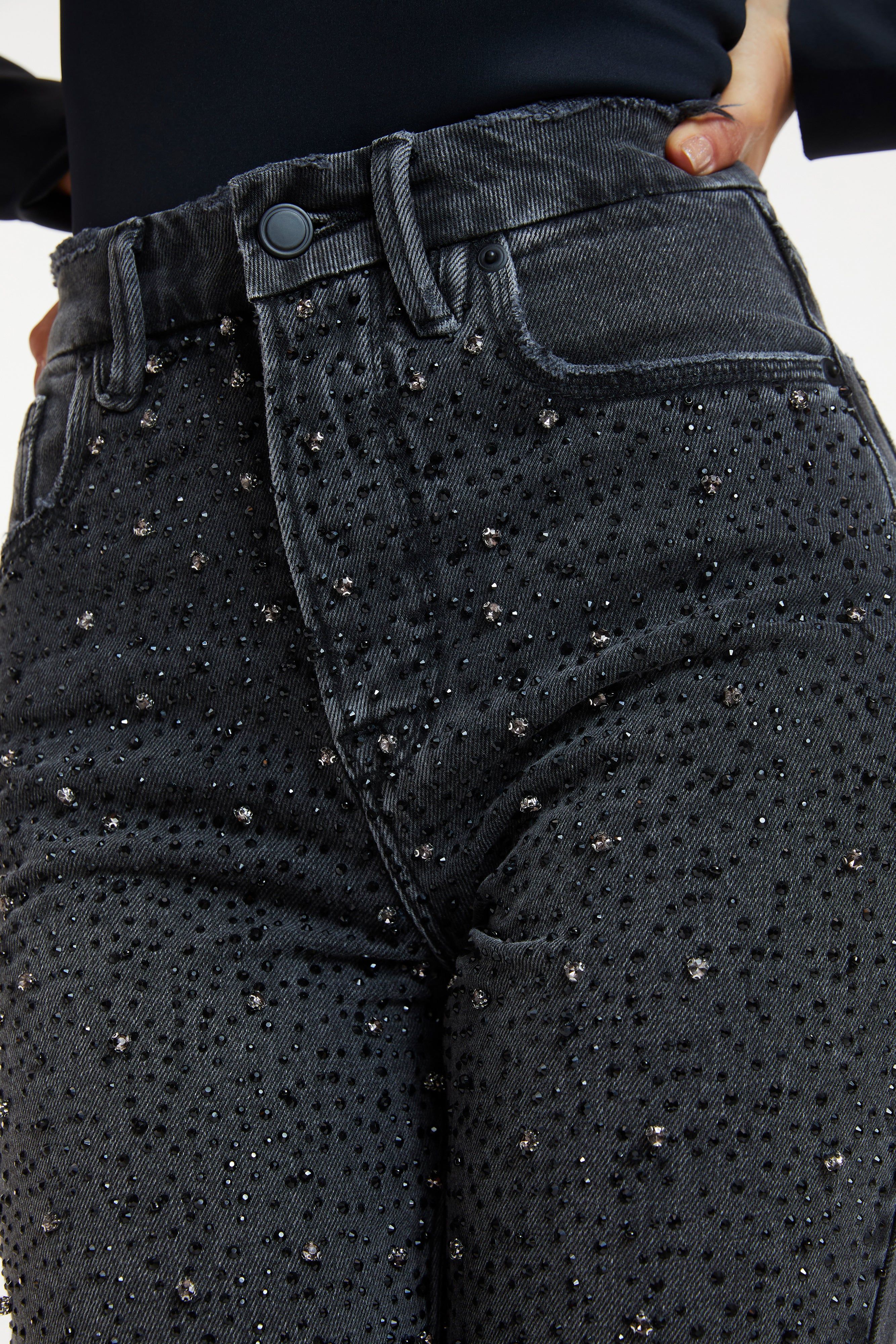 GOOD ICON DIAMOND DUSTED JEANS | BLACK251 sold by Good American product image thumbnail 12