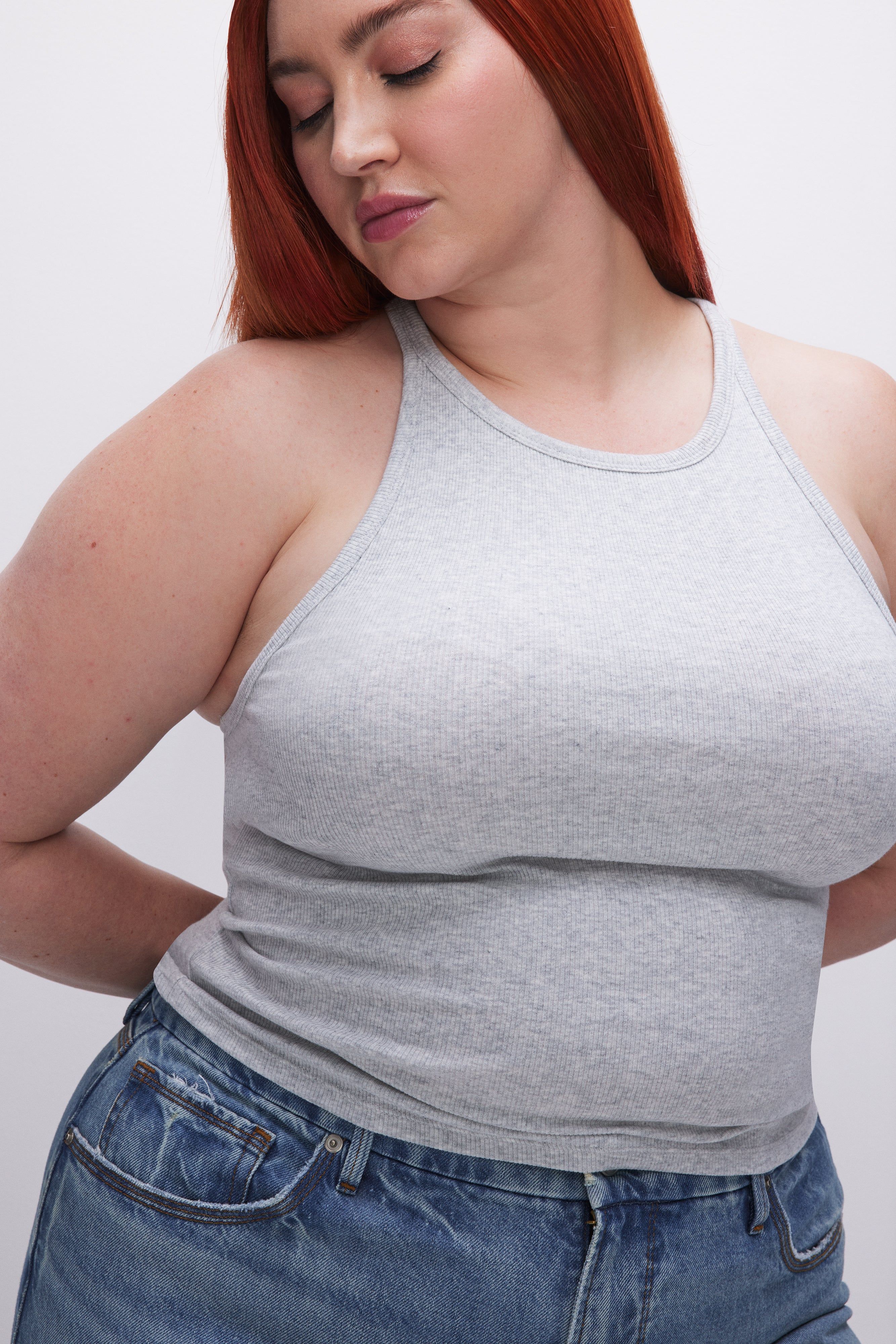 MICRO RIB CREWNECK TANK | HEATHER GREY001 sold by Good American product image thumbnail 7