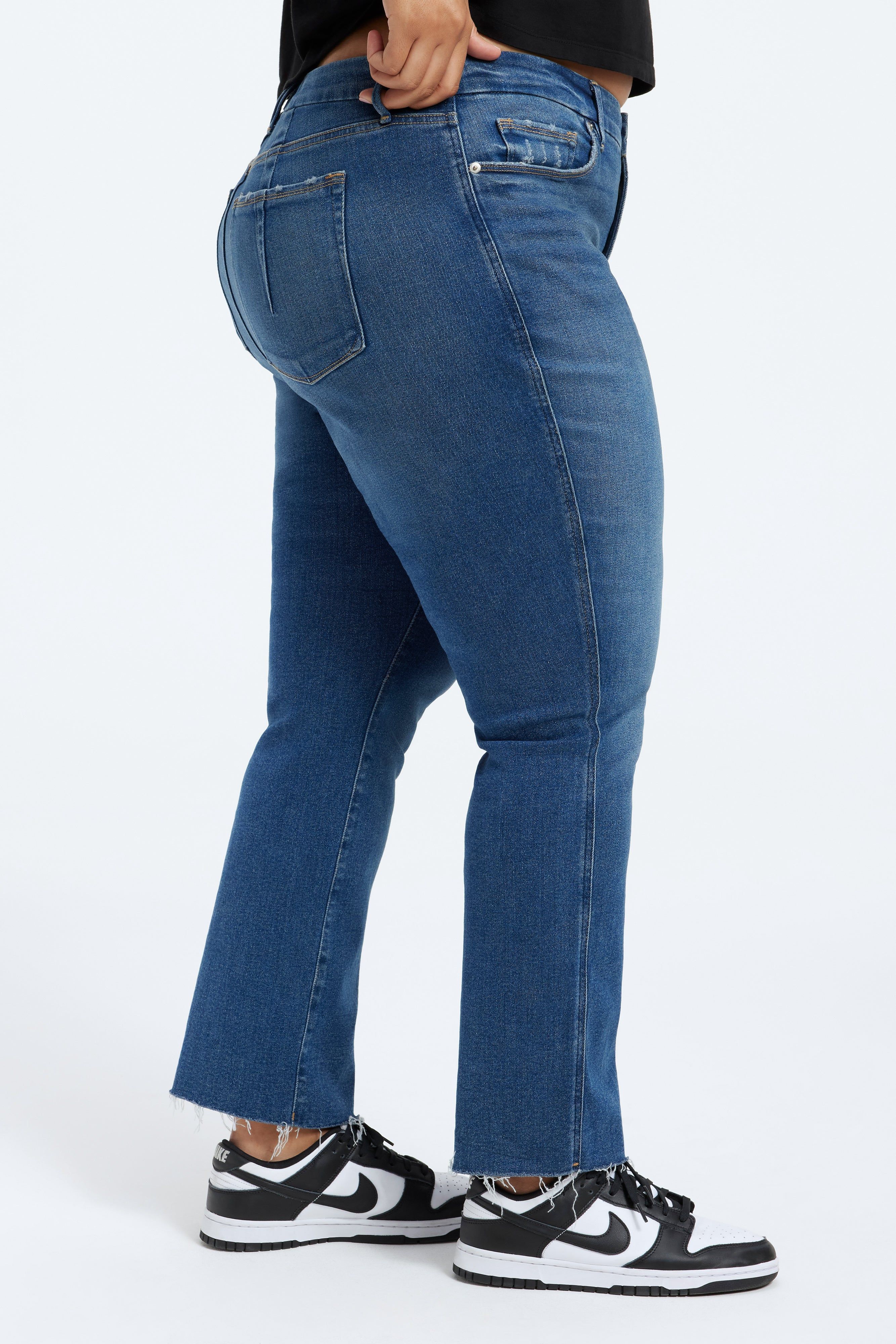 GOOD CURVE STRAIGHT JEANS | INDIGO264 sold by Good American product image thumbnail 12