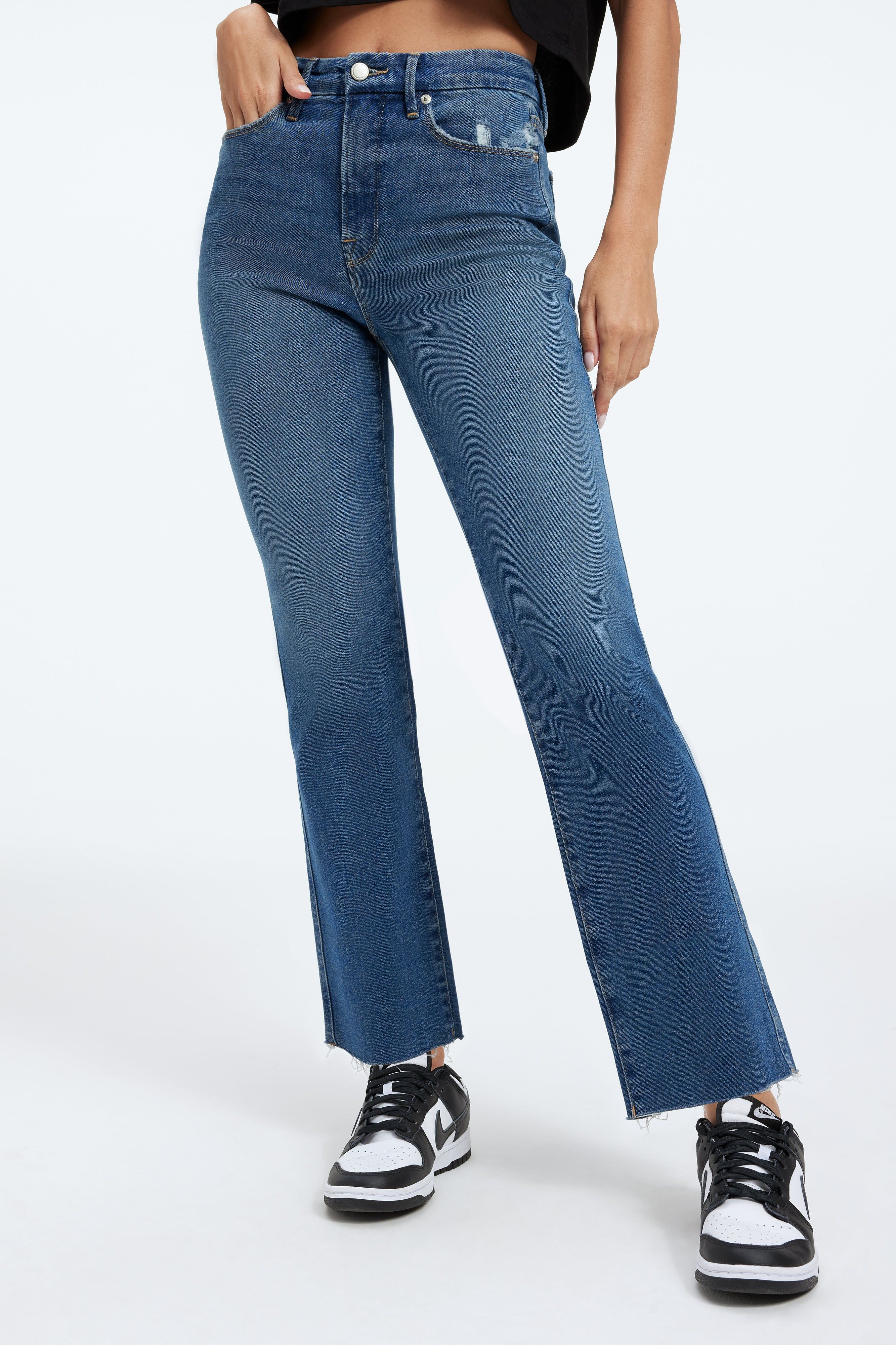 GOOD CURVE STRAIGHT JEANS | INDIGO264 sold by Good American product image thumbnail 4