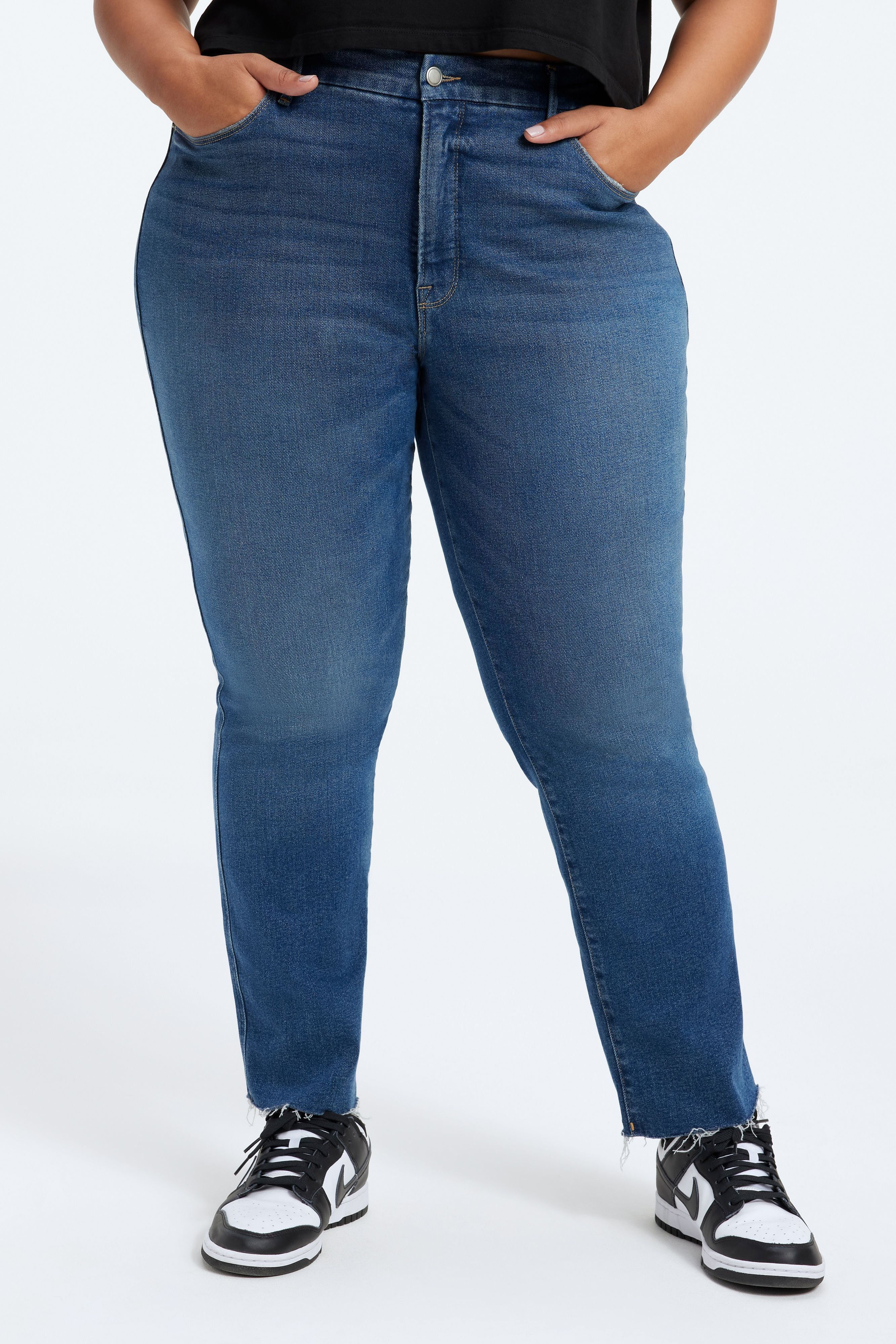 GOOD CURVE STRAIGHT JEANS | INDIGO264 sold by Good American product image thumbnail 11