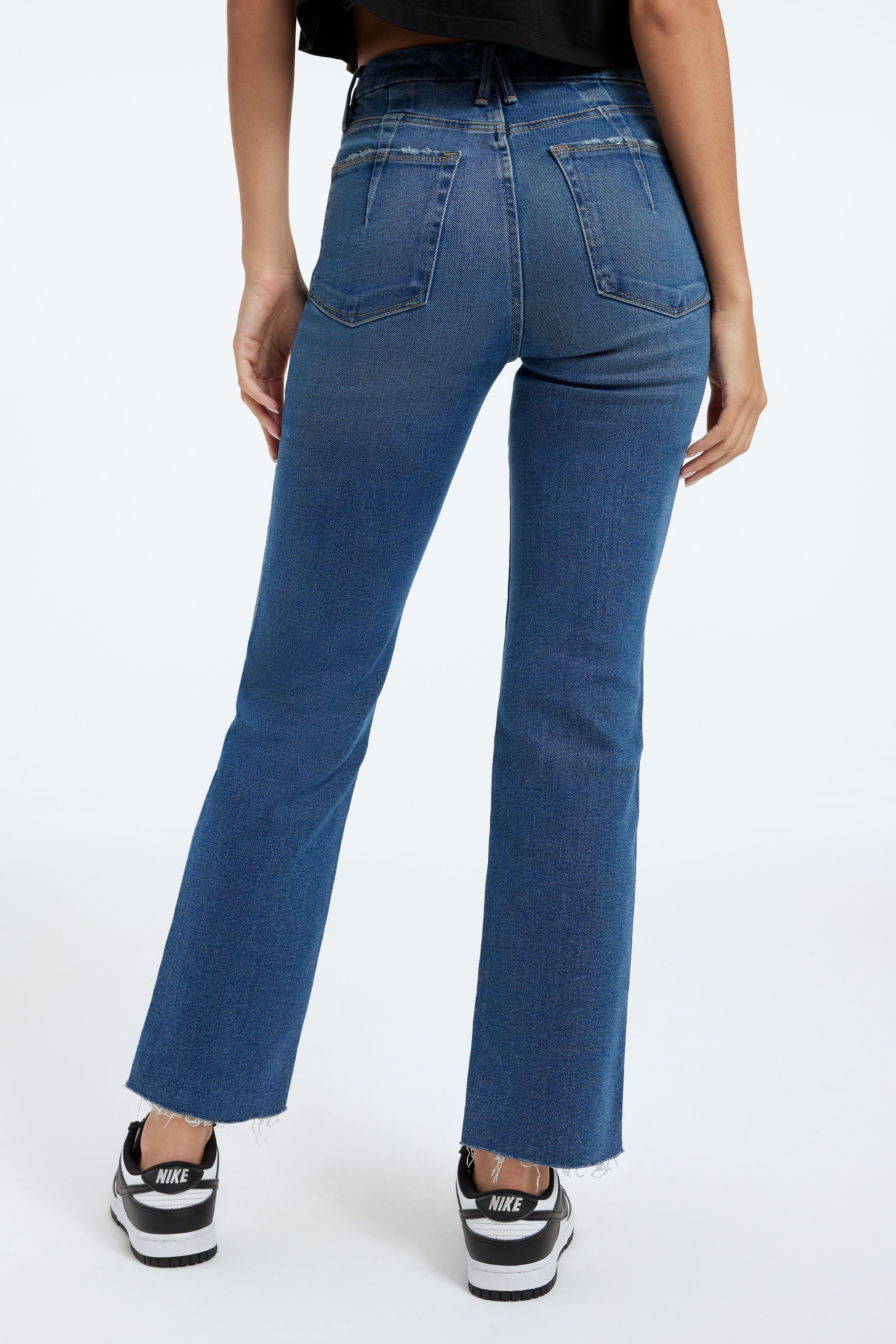 GOOD CURVE STRAIGHT JEANS | INDIGO264 sold by Good American product image thumbnail 6