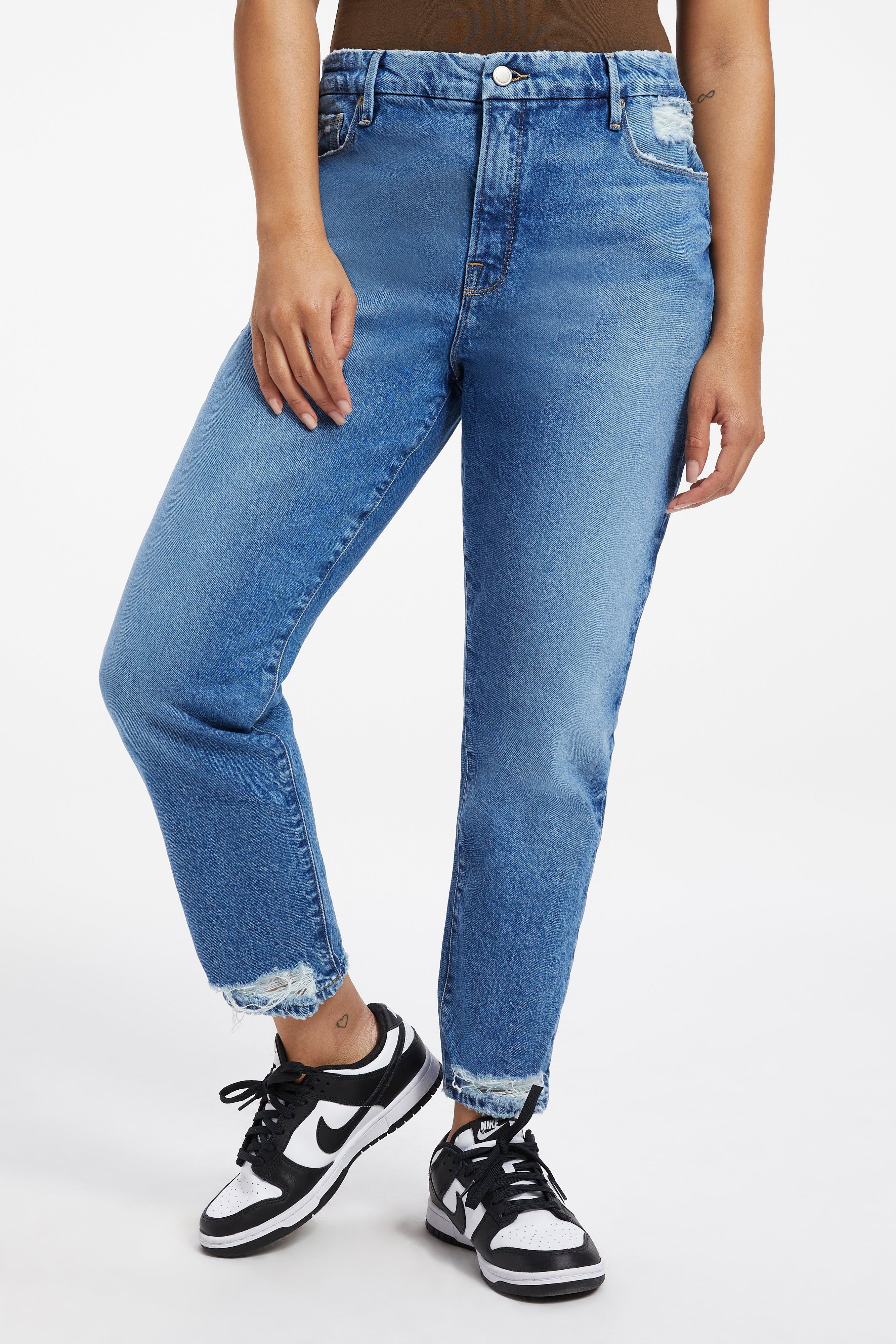 THE WEEKENDER JEANS | INDIGO250 sold by Good American product image thumbnail 3