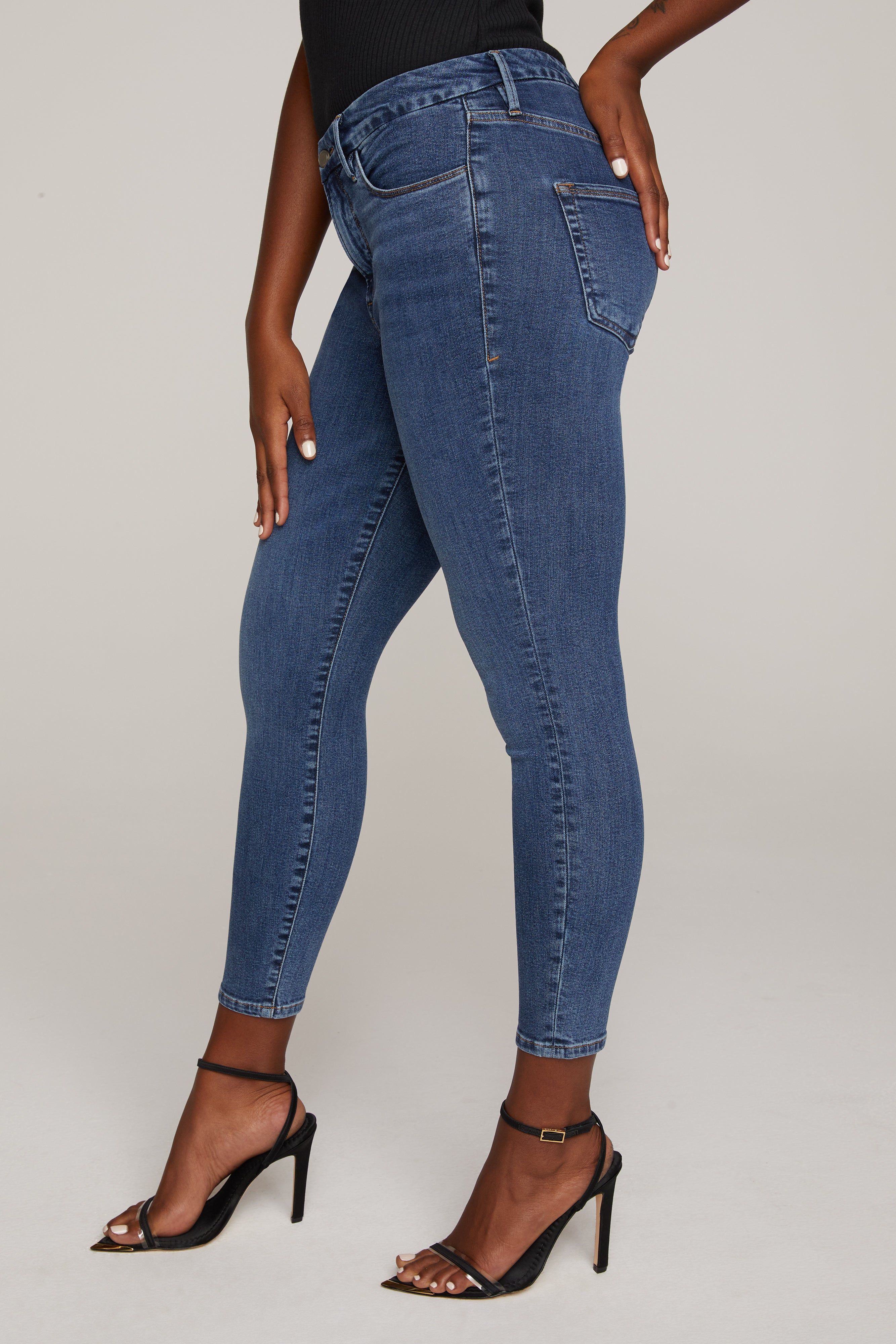 GOOD LEGS CROPPED JEANS | BLUE615 sold by Good American product image thumbnail 13
