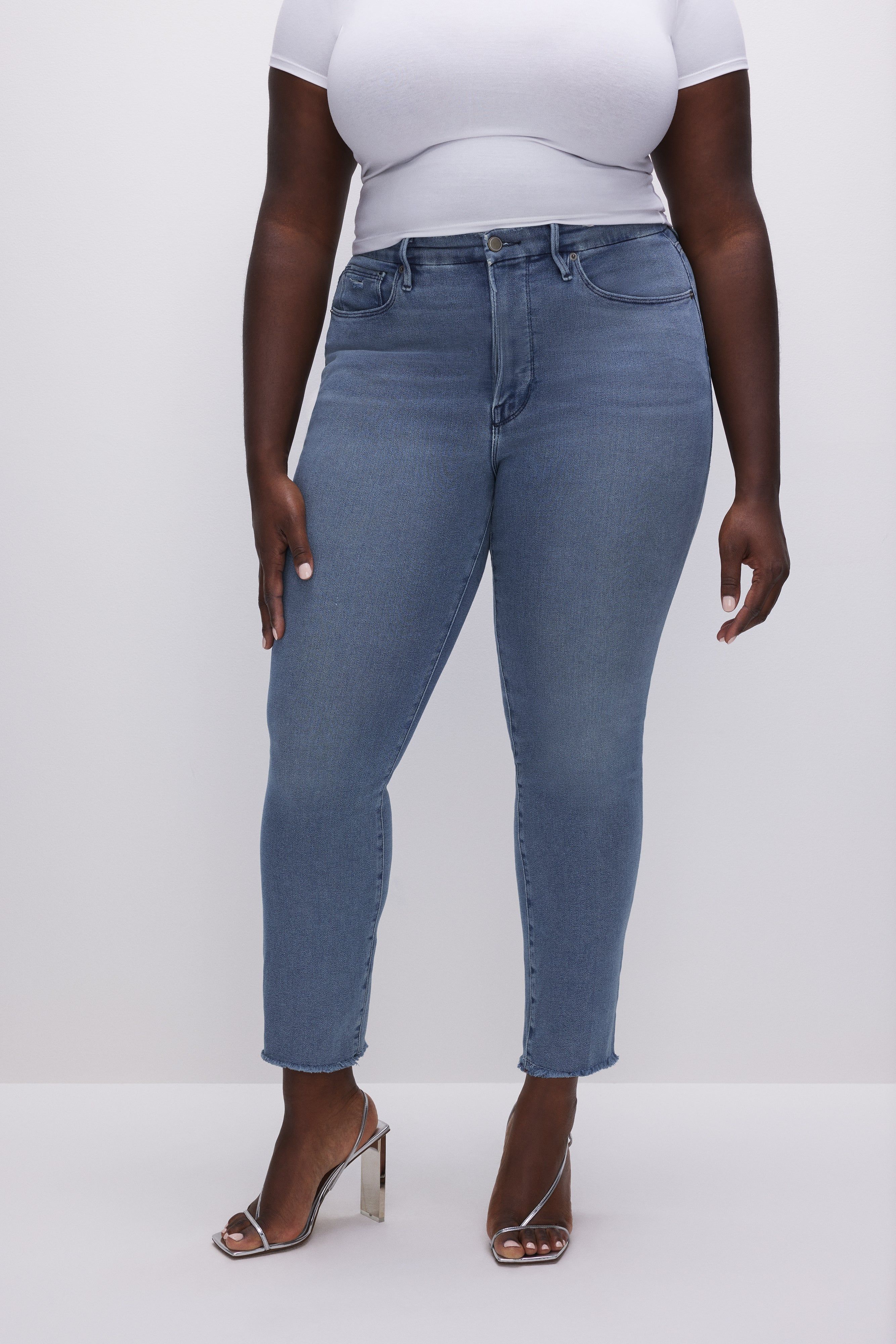 GOOD LEGS STRAIGHT JEANS | BLUE449 sold by Good American product image thumbnail 9