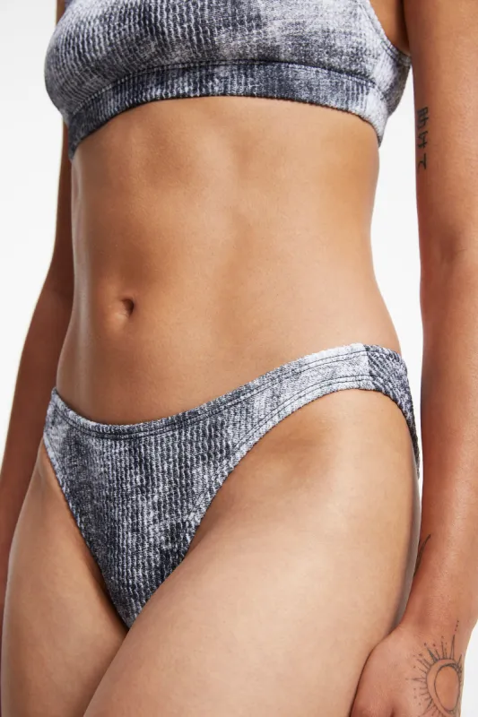 ALWAYS FITS BETTER BIKINI BOTTOM | GREY TIE DYE002 sold by Good American