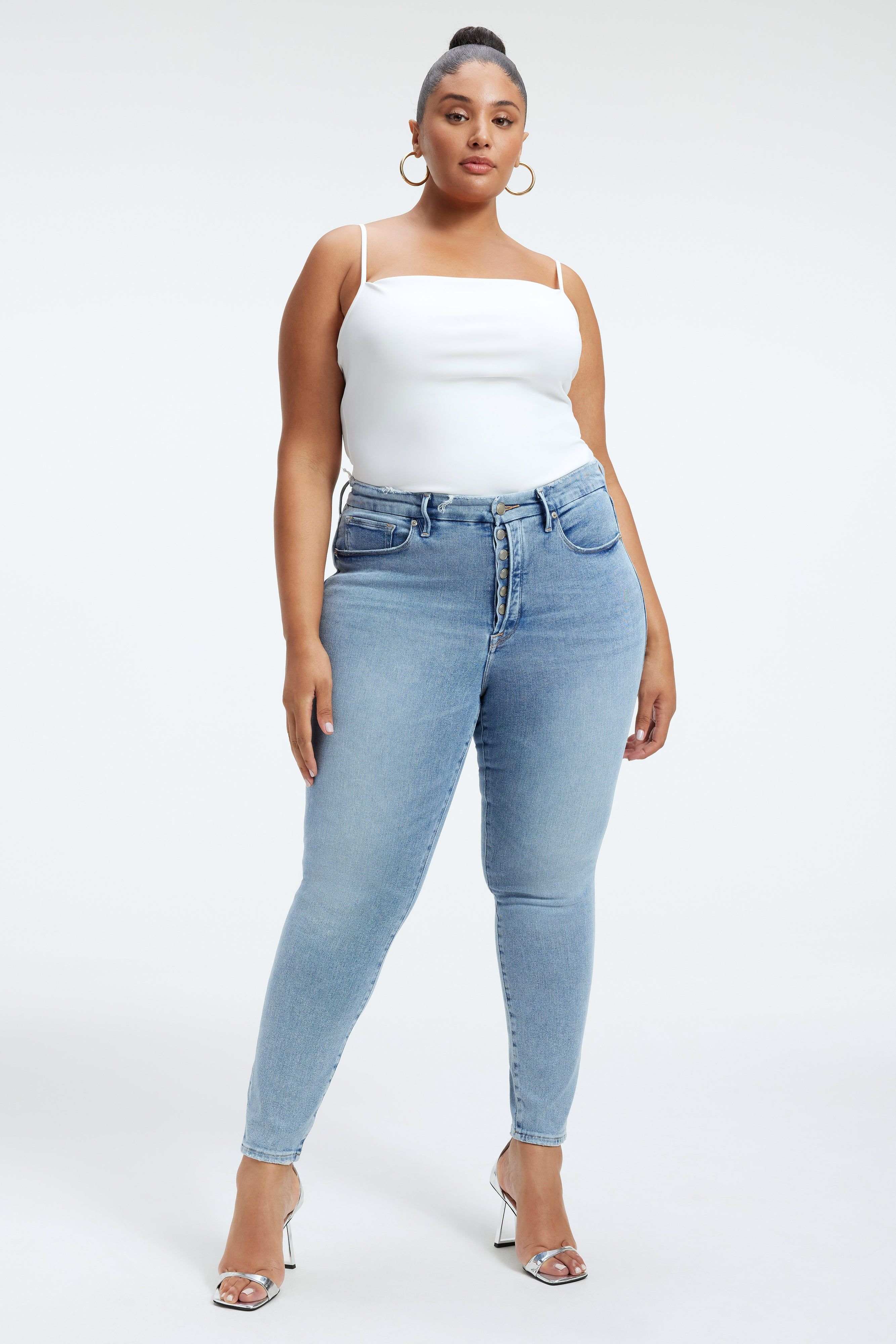 GOOD LEGS  SKINNY JEANS | INDIGO317 sold by Good American product image thumbnail 4