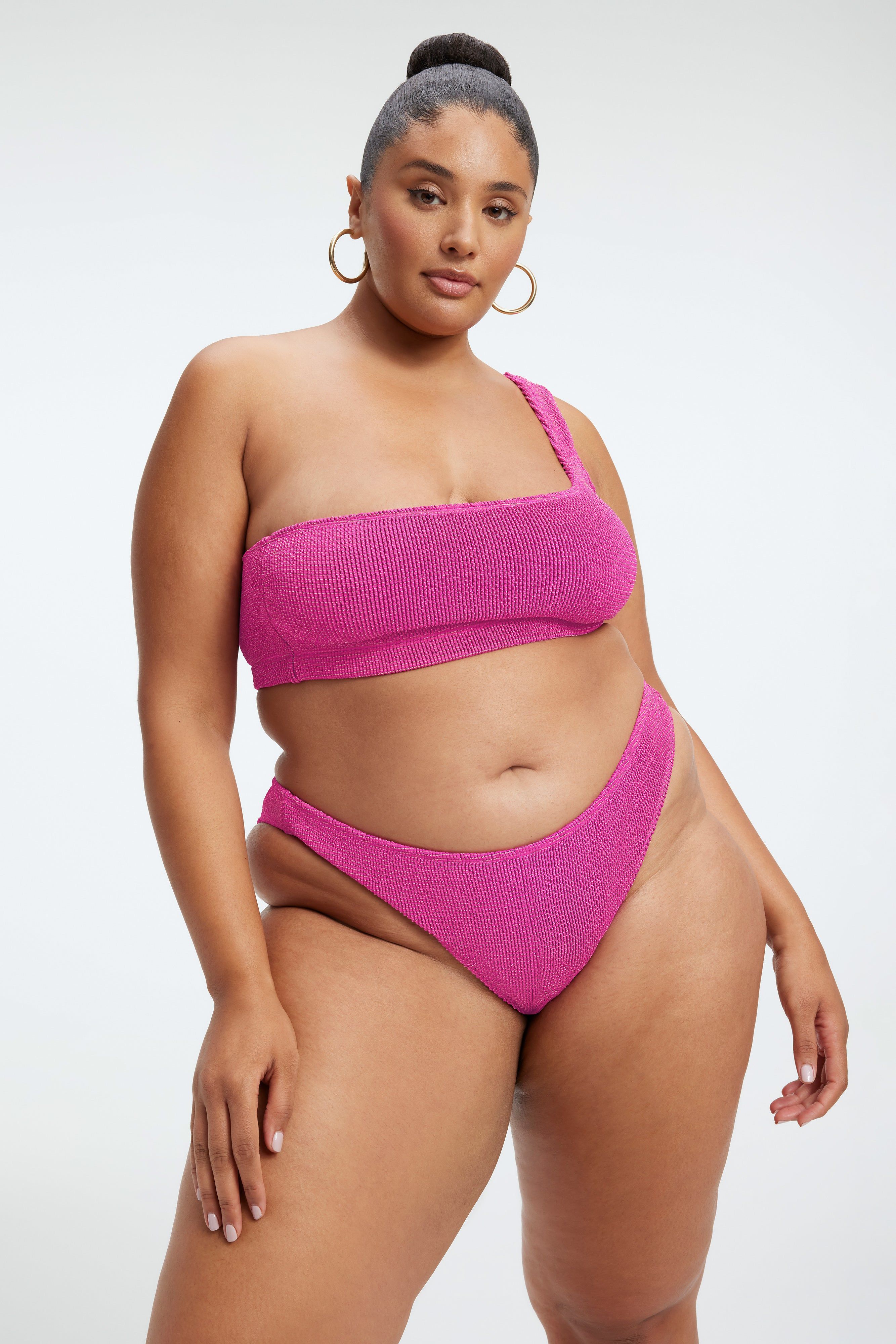 ALWAYS FITS METALLIC SHOULDER TOP | FUSCHIA PINK001 sold by Good American