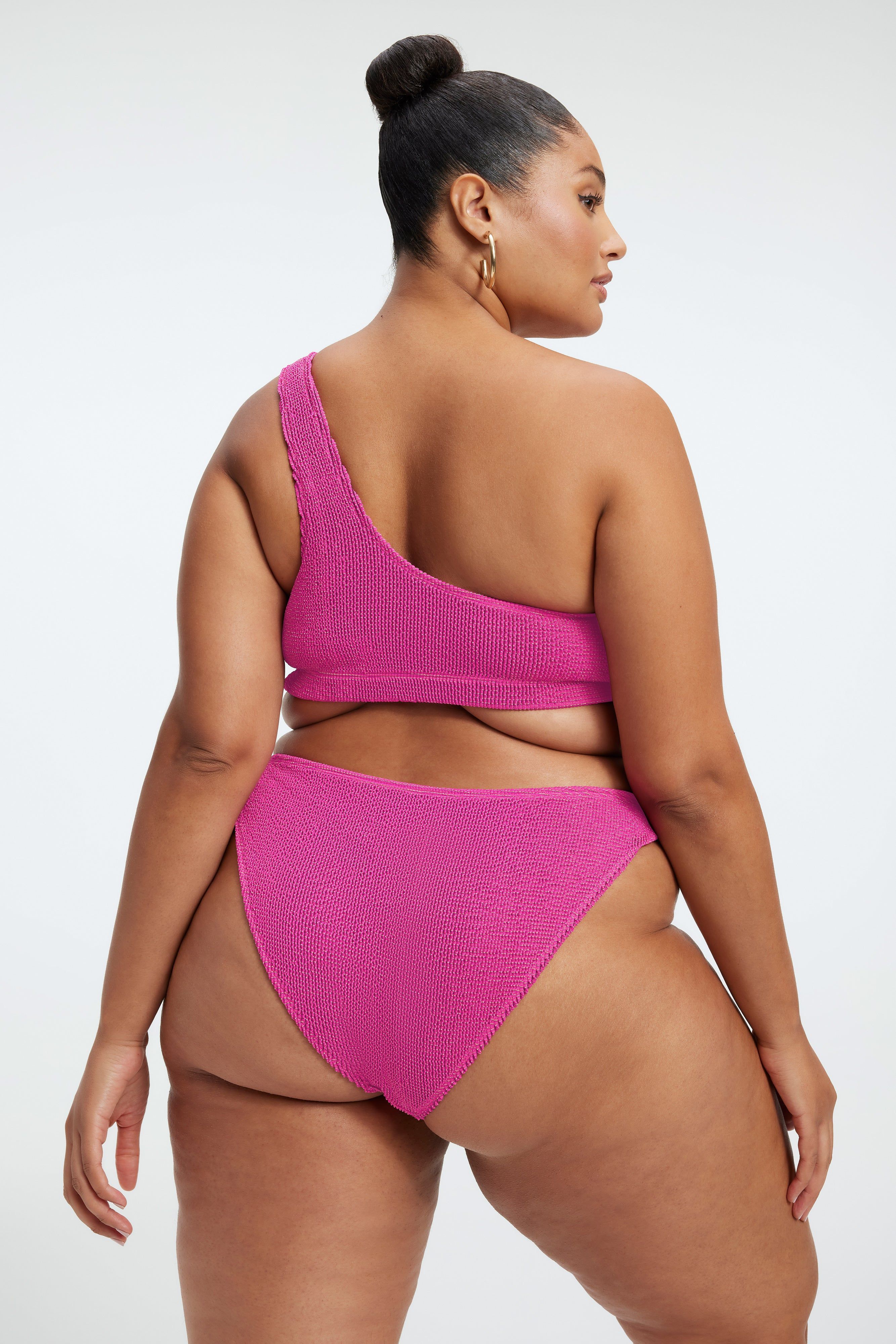 ALWAYS FITS METALLIC SHOULDER TOP | FUSCHIA PINK001 sold by Good American product image thumbnail 5