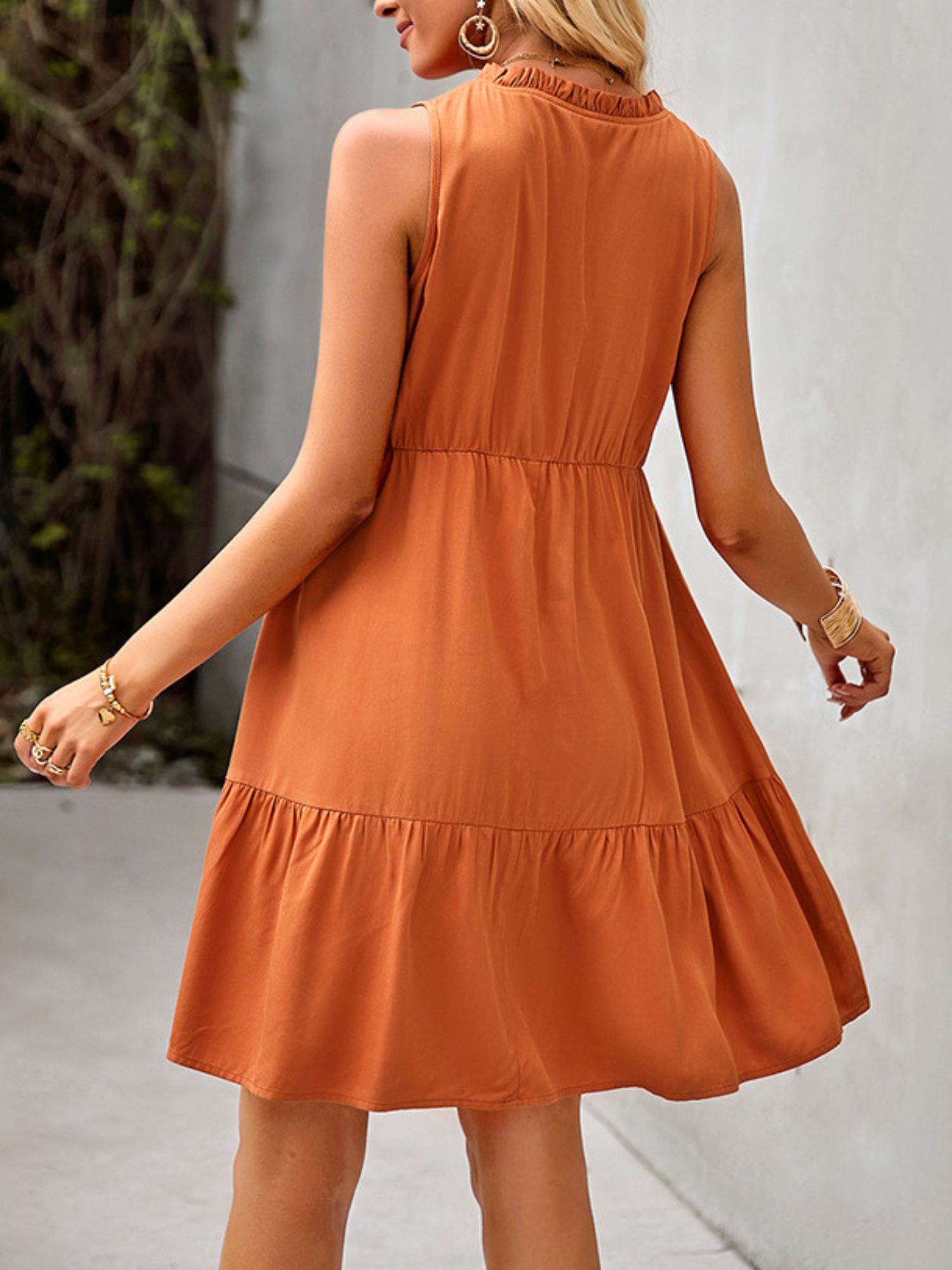 'Berlin' V-neck Buttoned Tiered Dress (3 Colors) sold by Goodnight Macaroon product image thumbnail 4