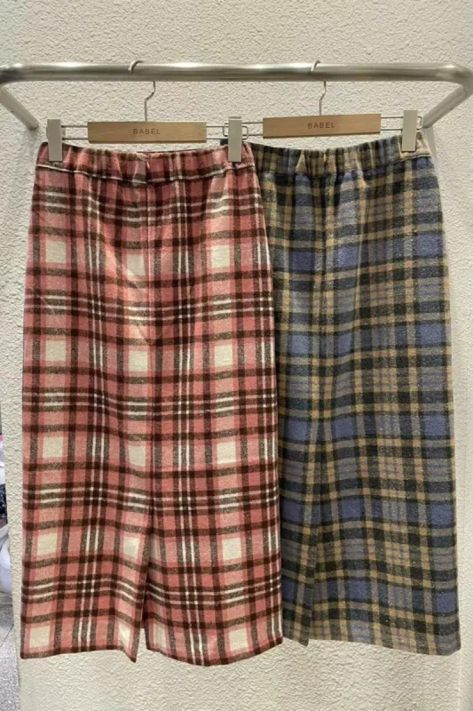 Slit Plaid Knitted Skirt by Babel (2 Colors) sold by Goodnight Macaroon