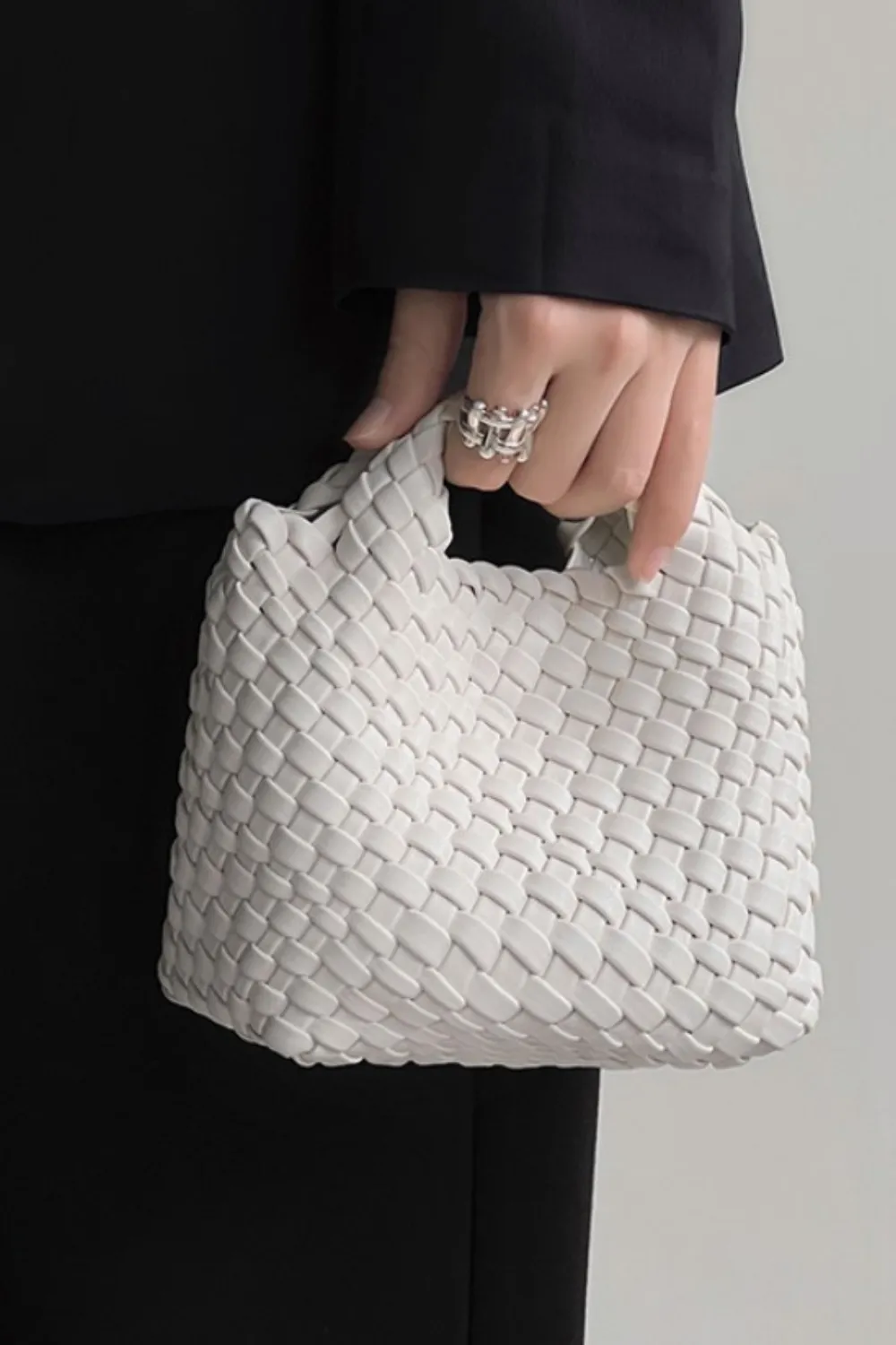 'Miriam' Hand-Woven Crossbody Handbag (7 Colors) sold by Goodnight Macaroon product image thumbnail 5