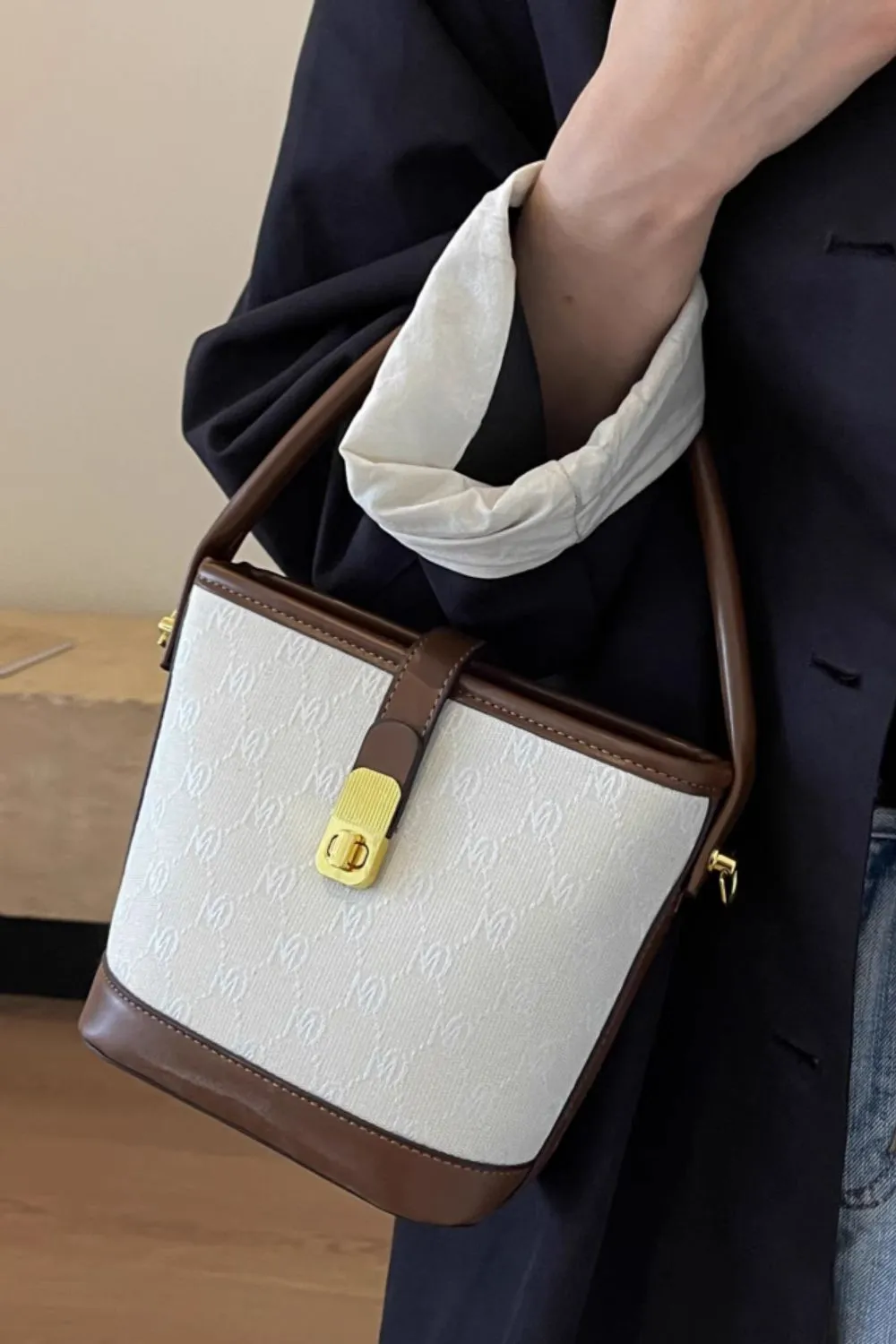 'Serenity' Large-Capacity Crossbody Bag (2 color) sold by Goodnight Macaroon product image thumbnail 3