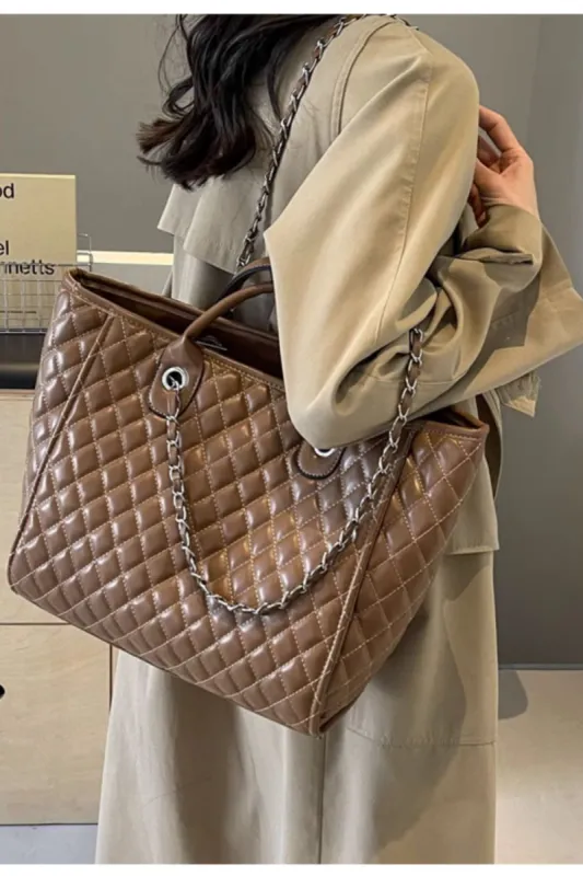 'Autumn' Quilted Chain Shoulder Tote Bag（2 color） sold by Goodnight Macaroon