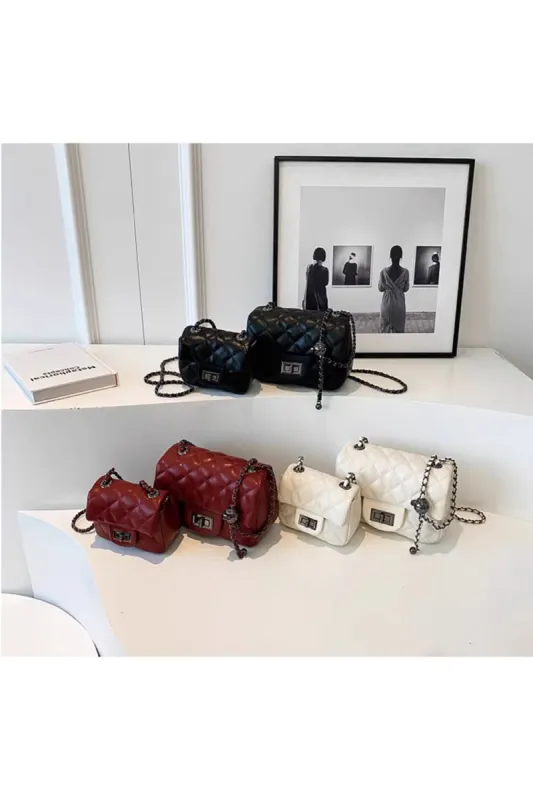 'Isabella' Quilted Rhombus Chain Crossbody Bag（3 color） sold by Goodnight Macaroon