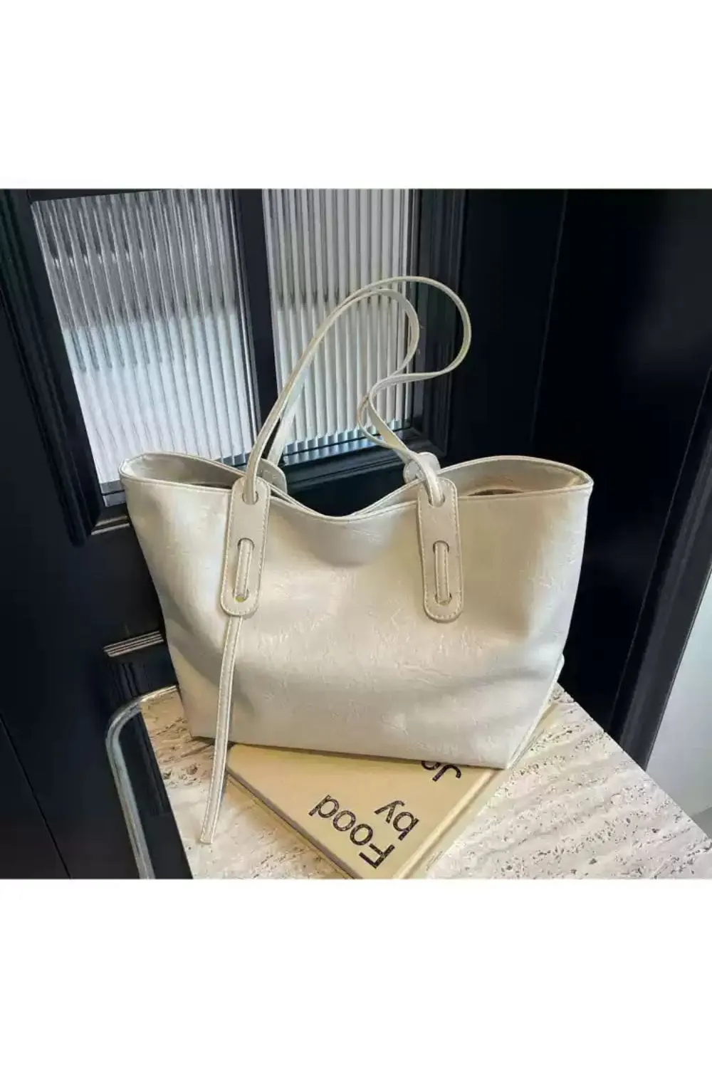 'Tia' Pleated Single-Shoulder Bag(4 color) sold by Goodnight Macaroon product image thumbnail 2