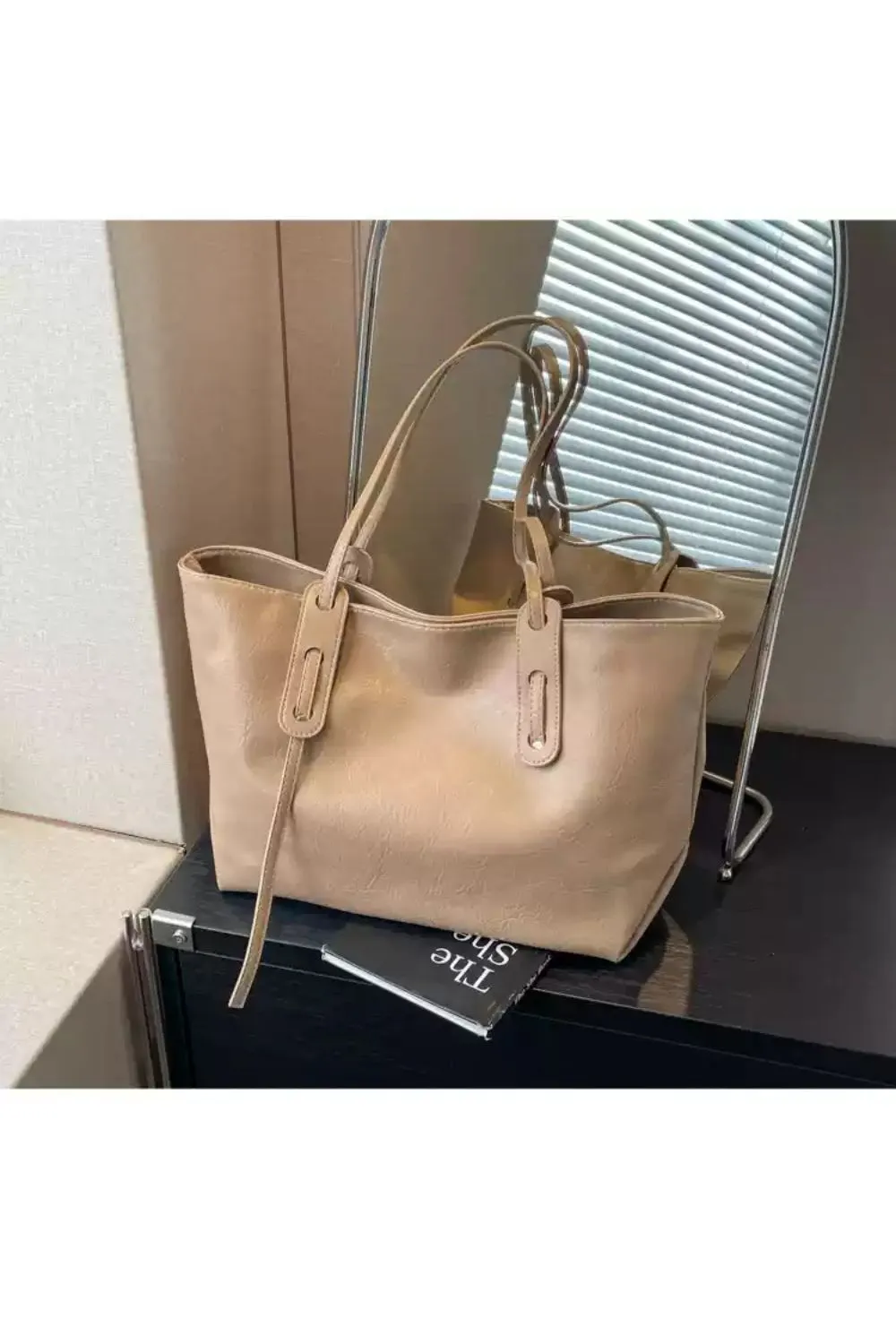 'Tia' Pleated Single-Shoulder Bag(4 color) sold by Goodnight Macaroon product image thumbnail 4