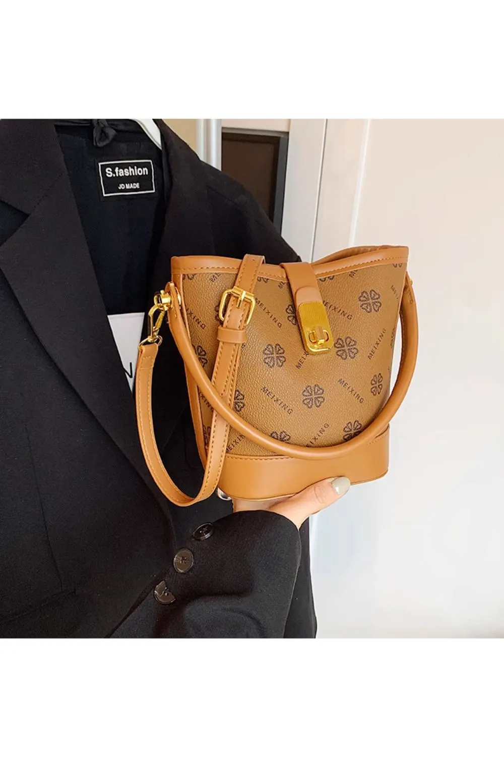 'Mafalda' Printed Bucket Bag(3 color) sold by Goodnight Macaroon product image thumbnail 3