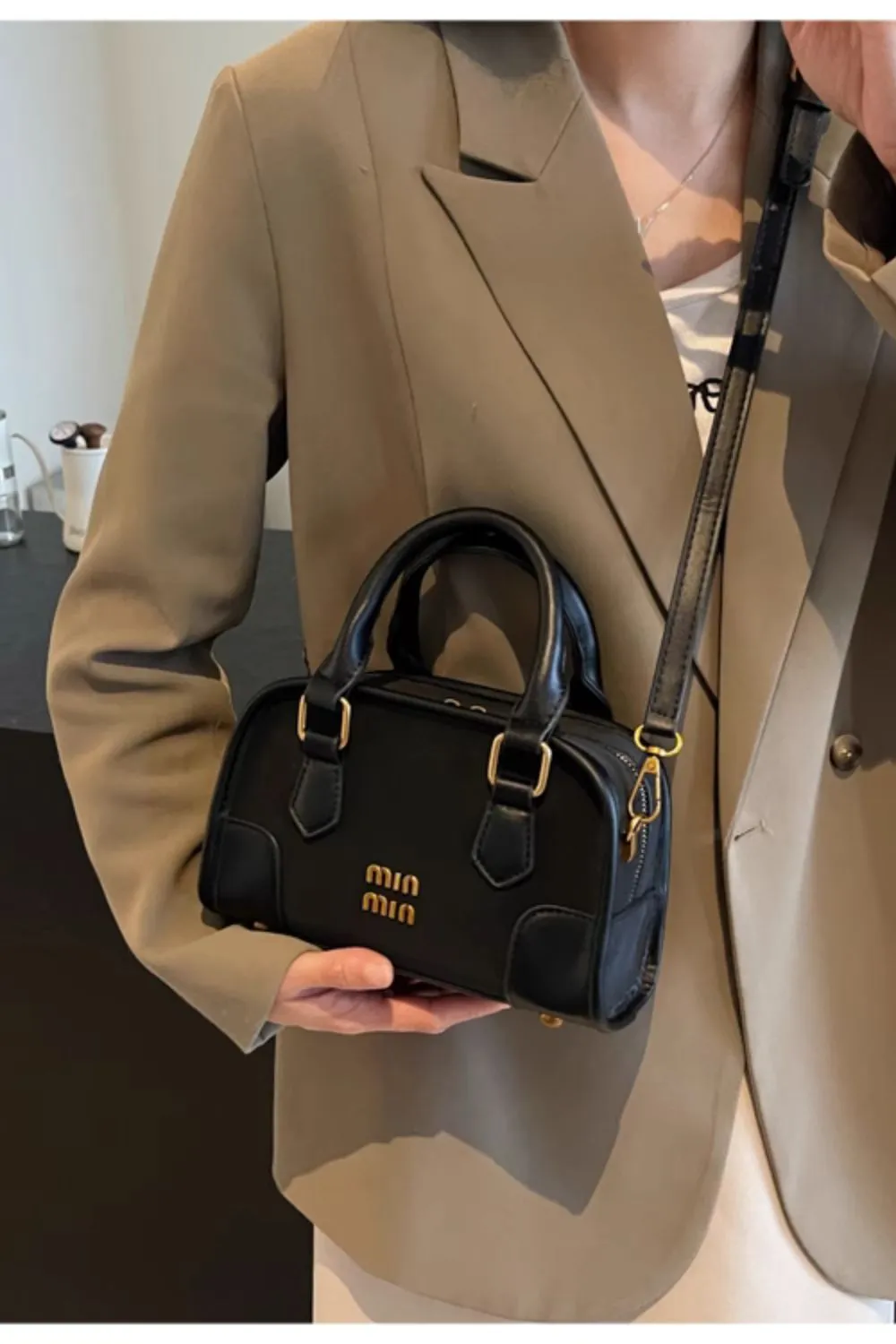 'Chloe' Pillow-Top Tote Bag(3 color) sold by Goodnight Macaroon product image thumbnail 3