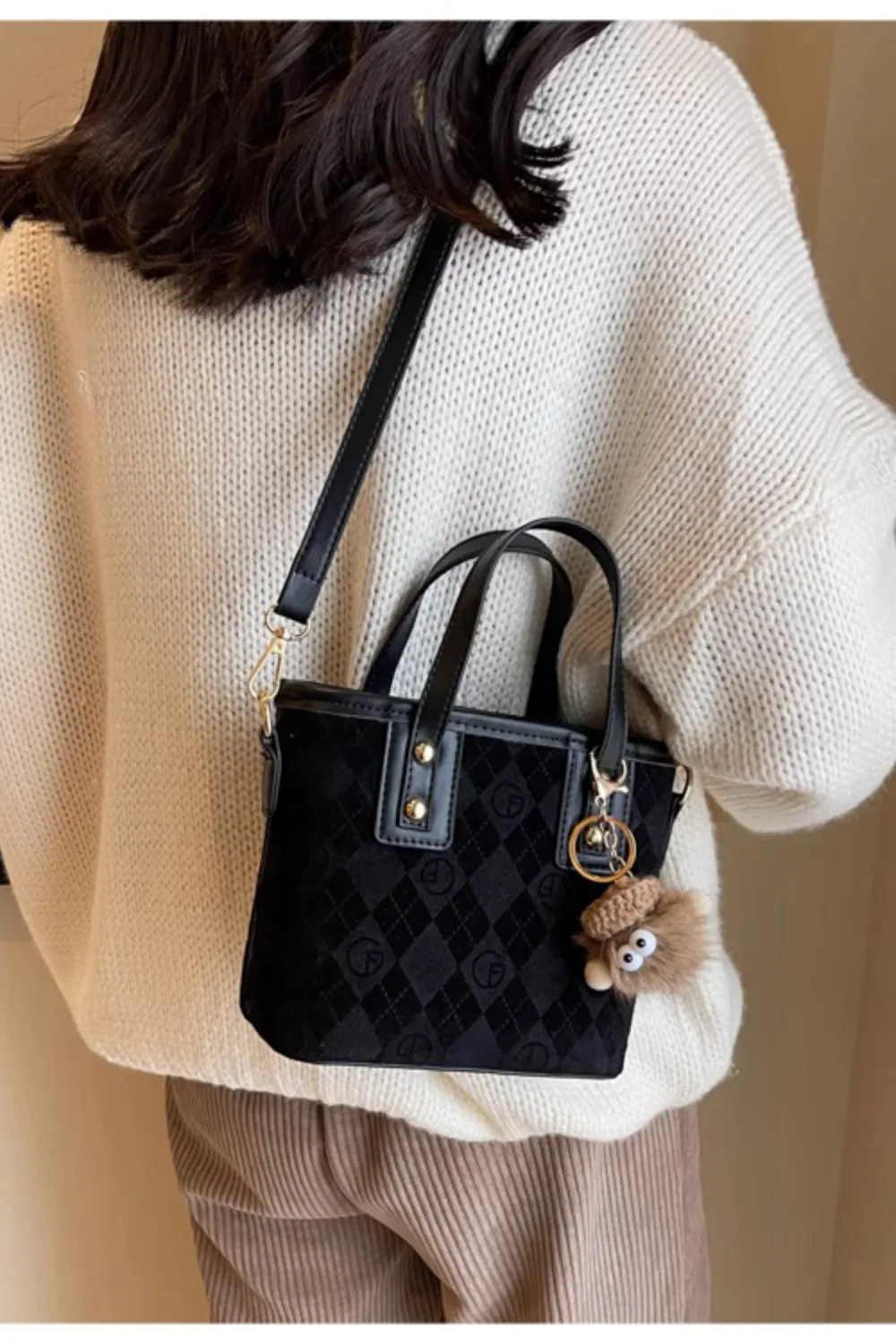 'Stephanie' Casual Bucket Crossbody Bag (4 color) sold by Goodnight Macaroon product image thumbnail 5