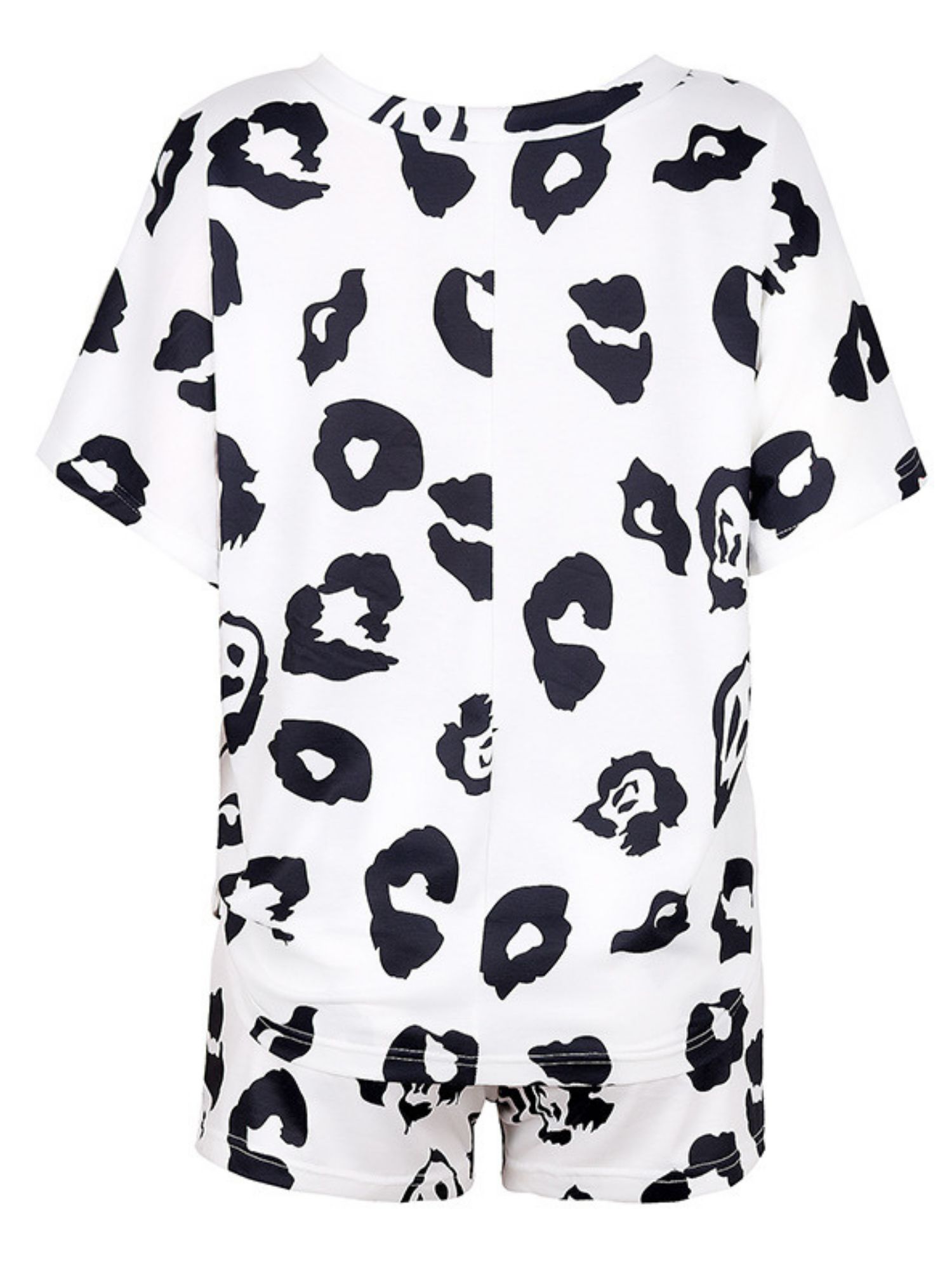 'Monica' V-neck Leopard Pattern Loungewear Set (2 Colors) sold by Goodnight Macaroon product image thumbnail 3